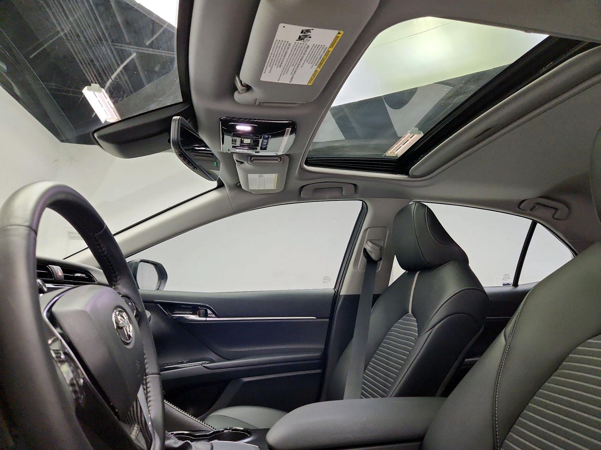 Thumbnail: 2020 Toyota Camry - 19