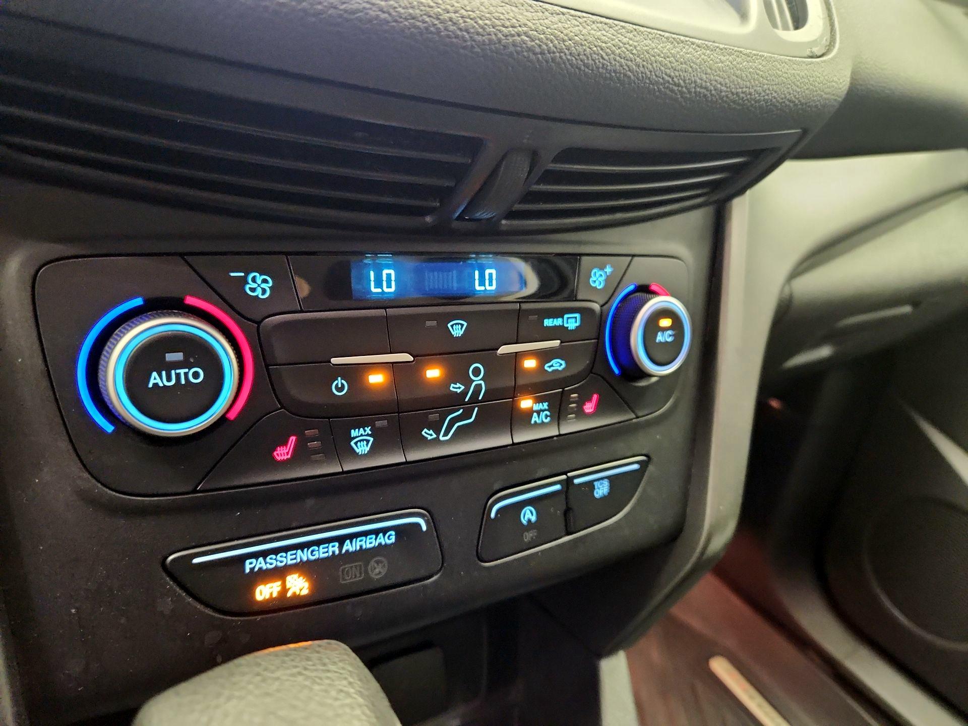 Thumbnail: 2019 Ford Escape - 16