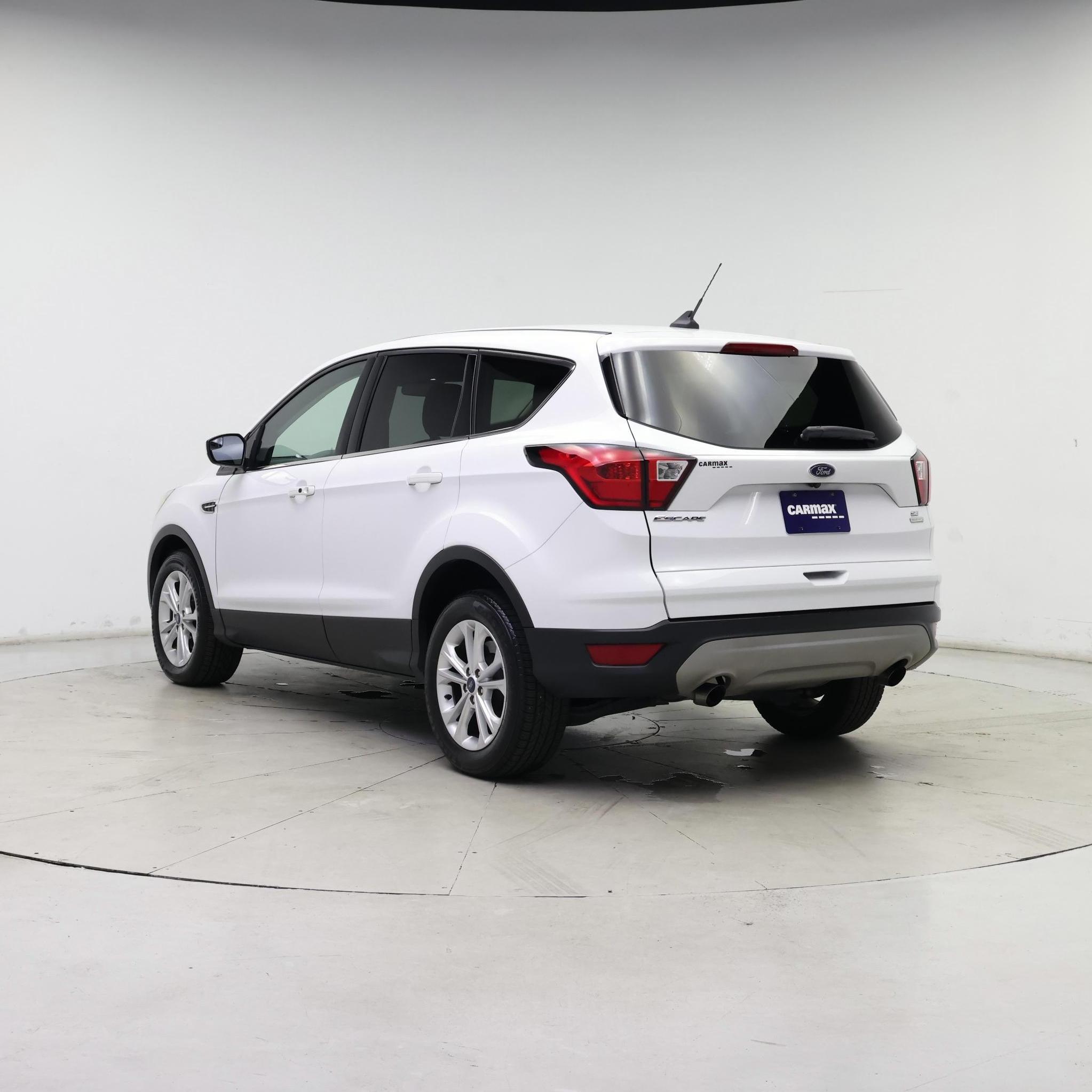 Thumbnail: 2019 Ford Escape - 2