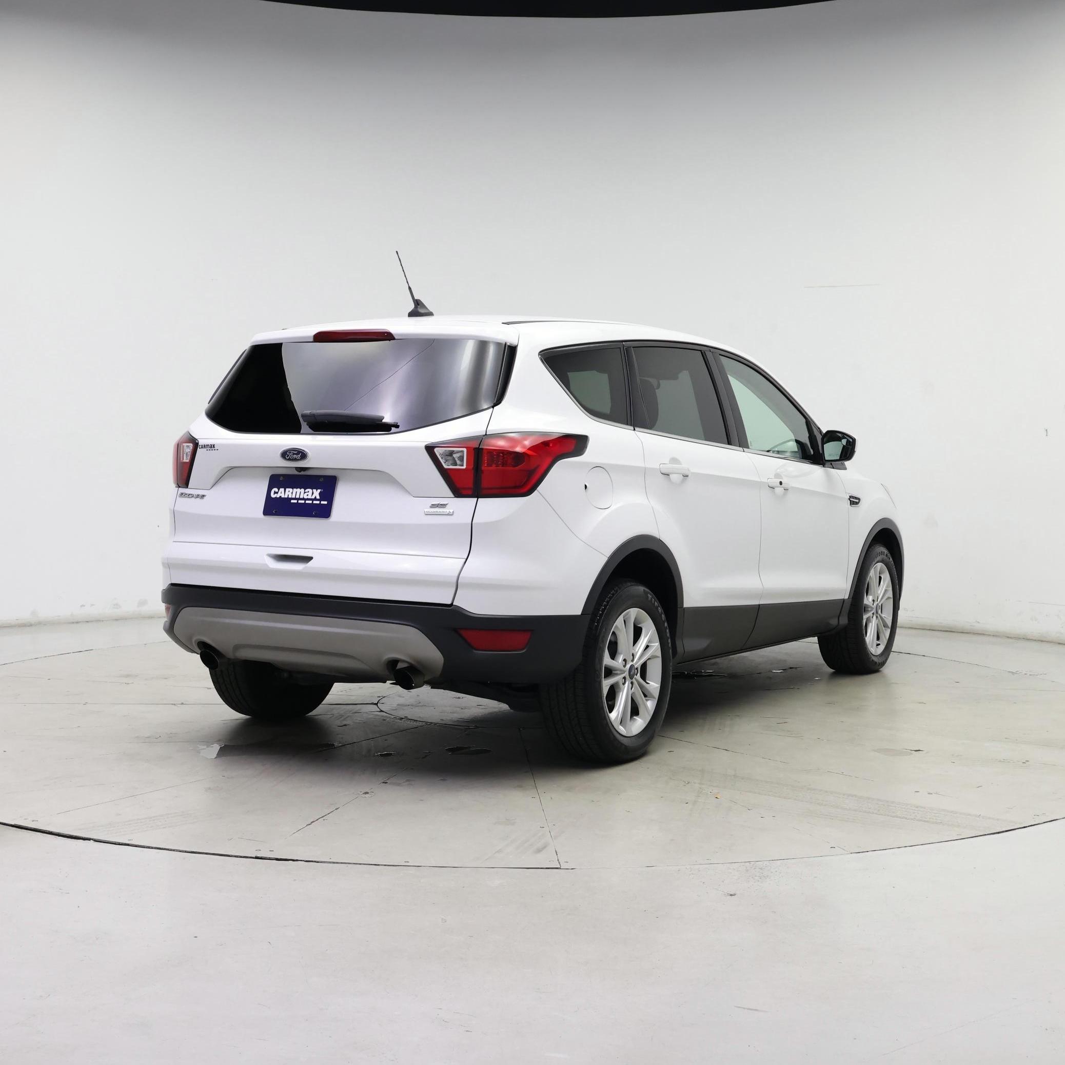 Thumbnail: 2019 Ford Escape - 8