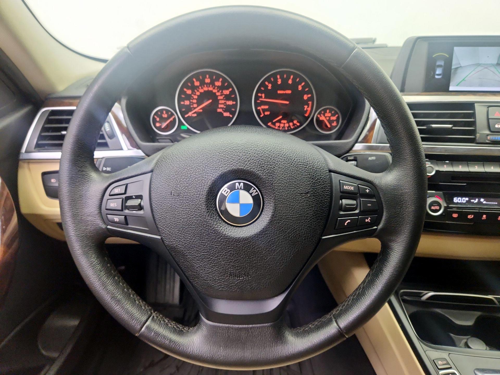 Thumbnail: 2018 BMW 3 Series - 10