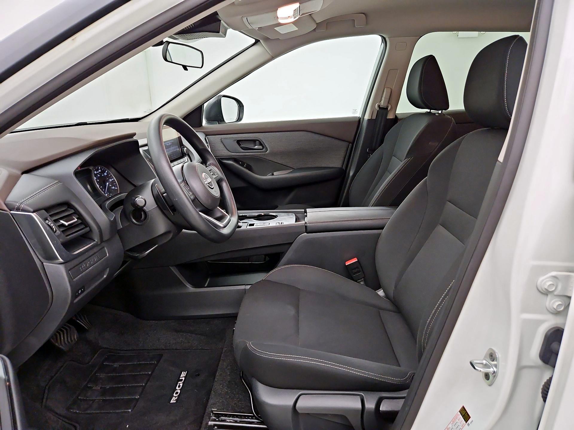 Thumbnail: 2023 Nissan Rogue - 11