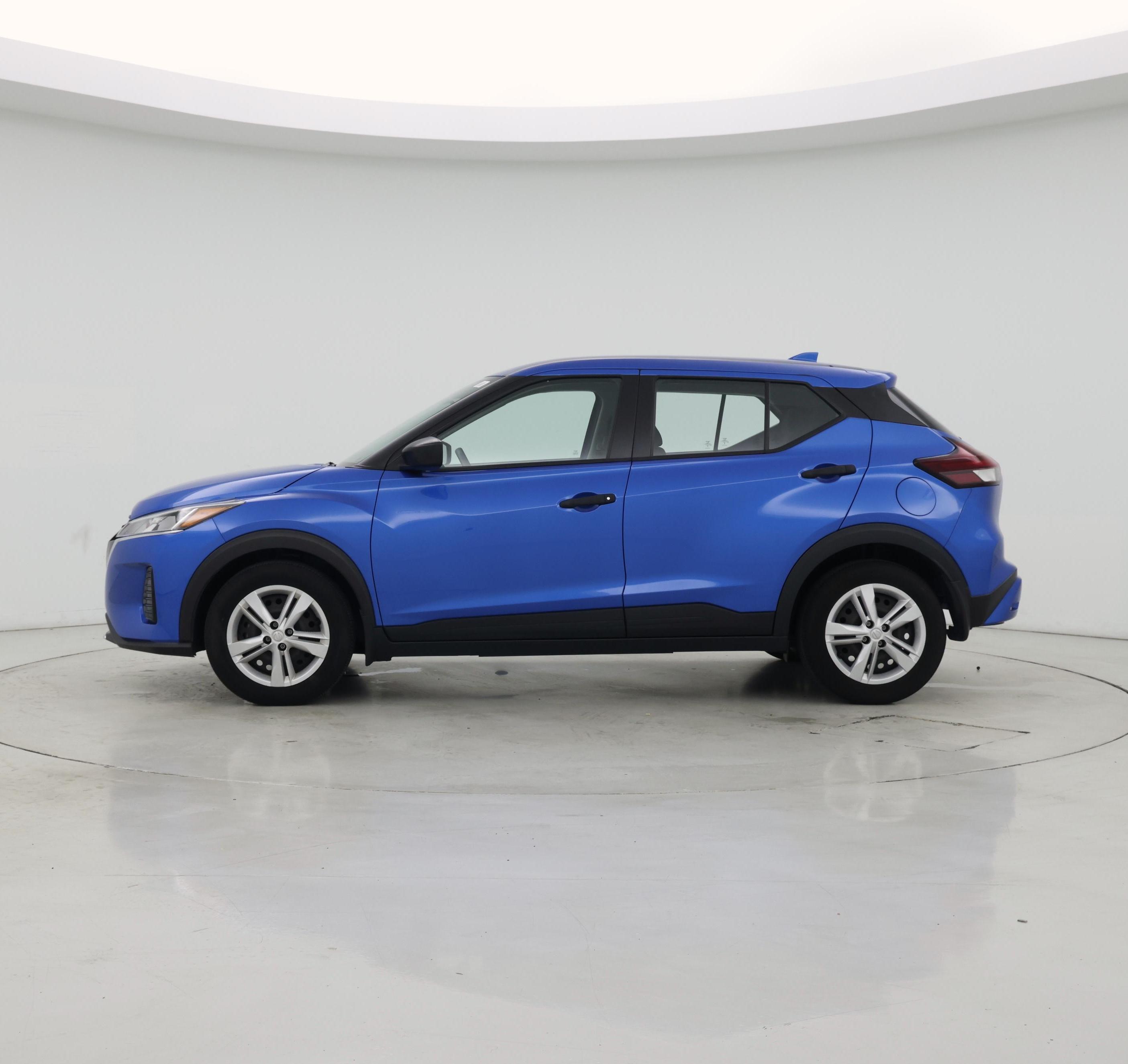 Thumbnail: 2023 Nissan Kicks - 3