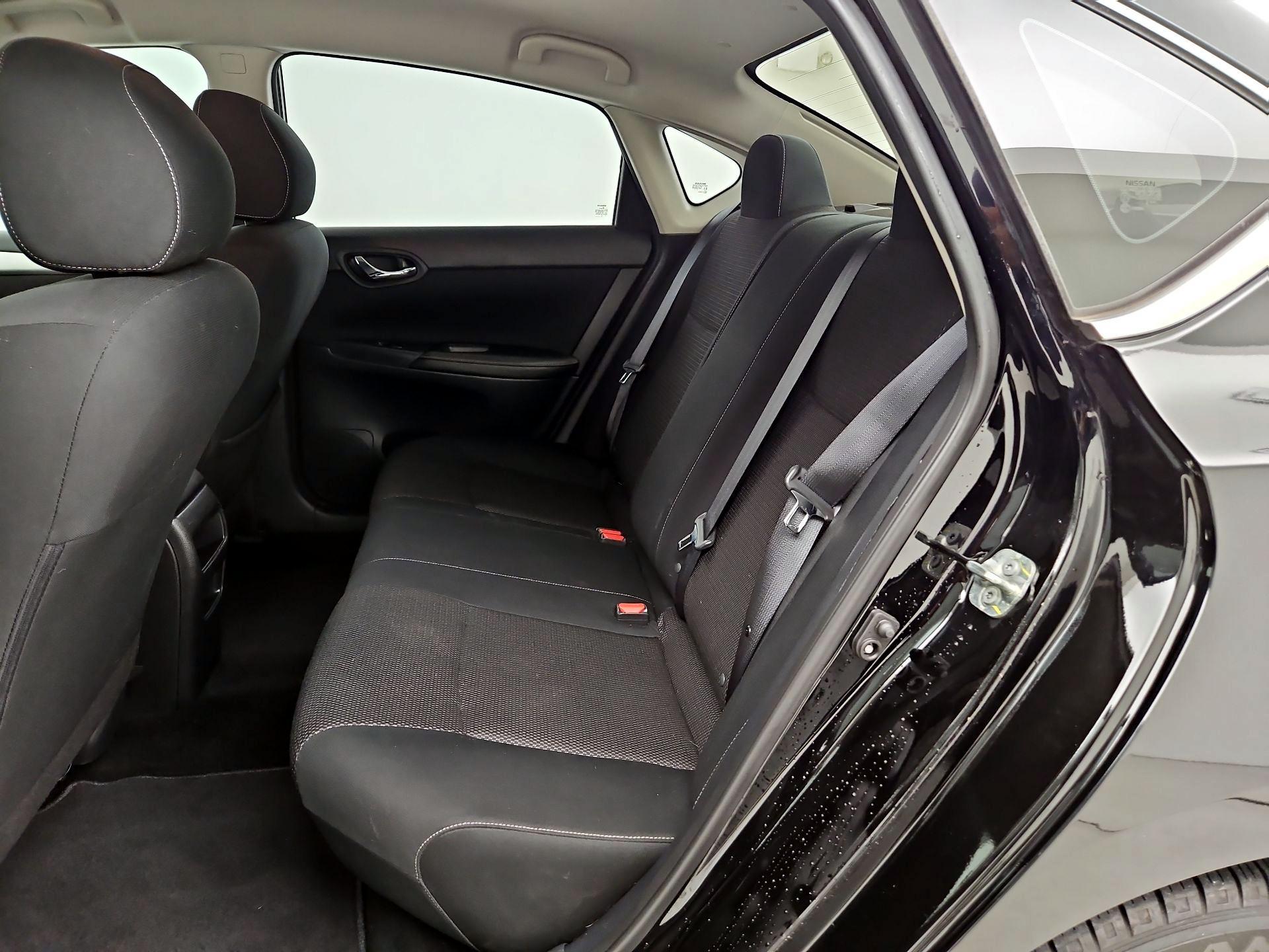 Thumbnail: 2019 Nissan Sentra - 19