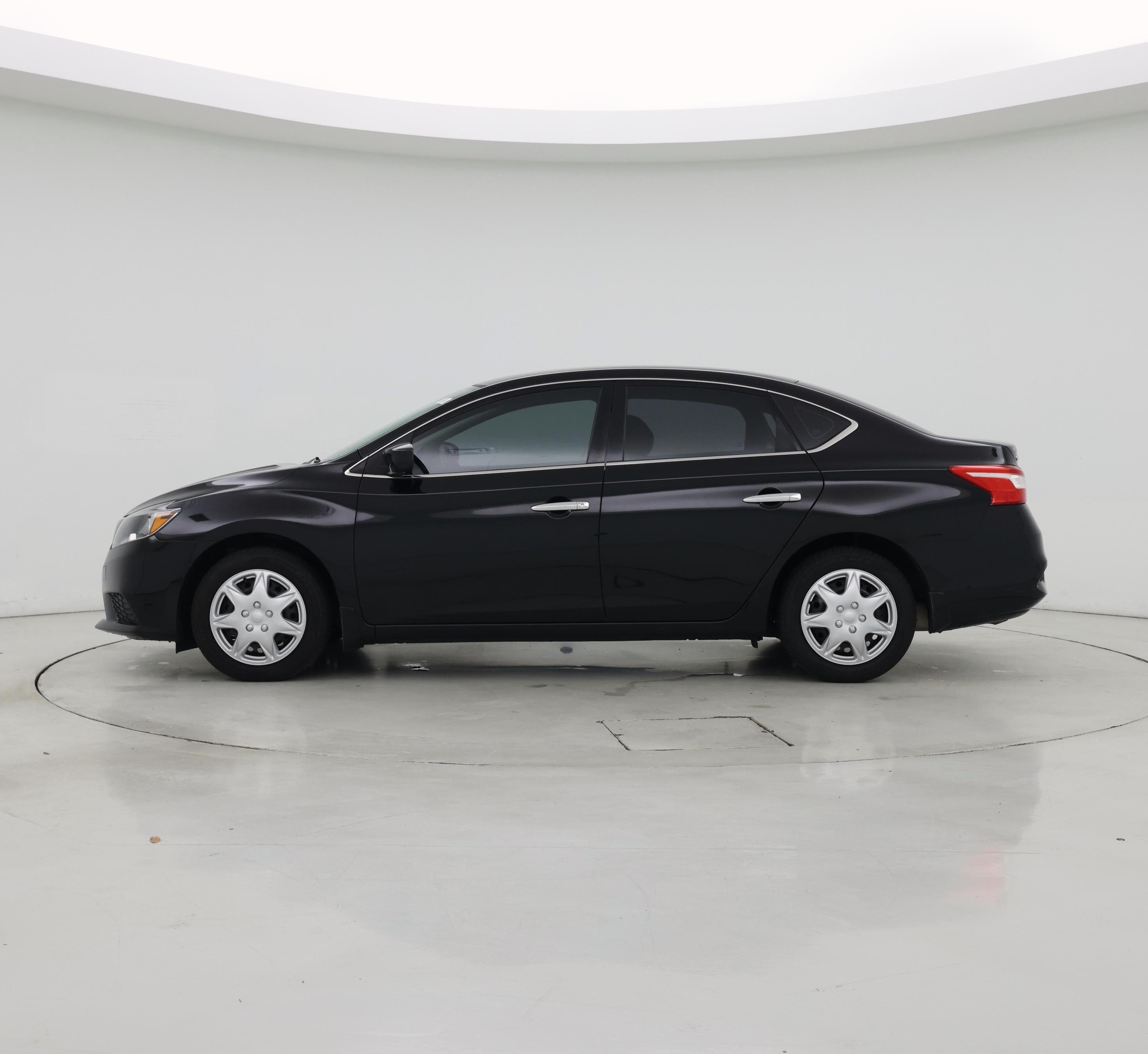 Thumbnail: 2019 Nissan Sentra - 3