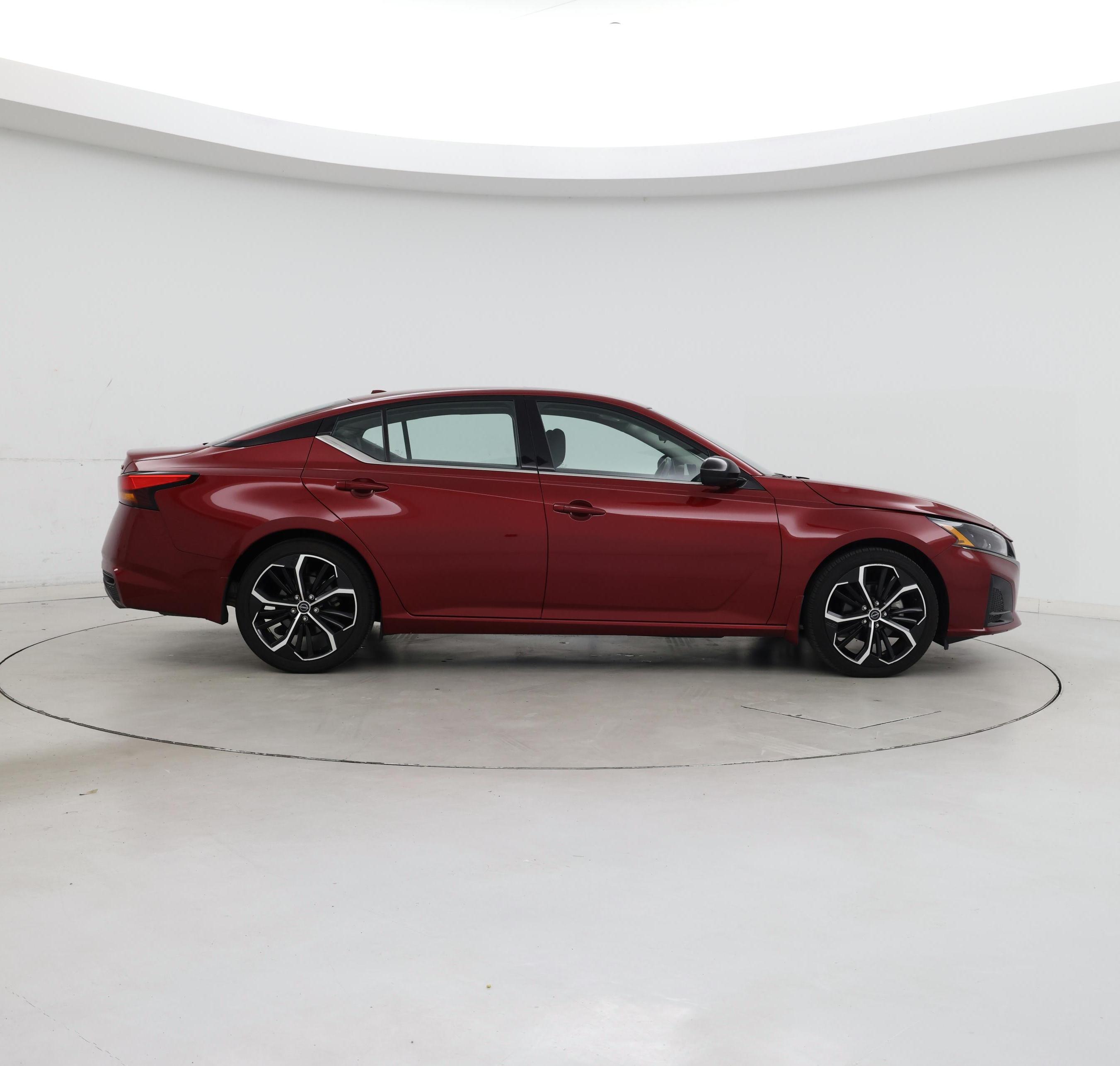 Thumbnail: 2023 Nissan Altima - 7