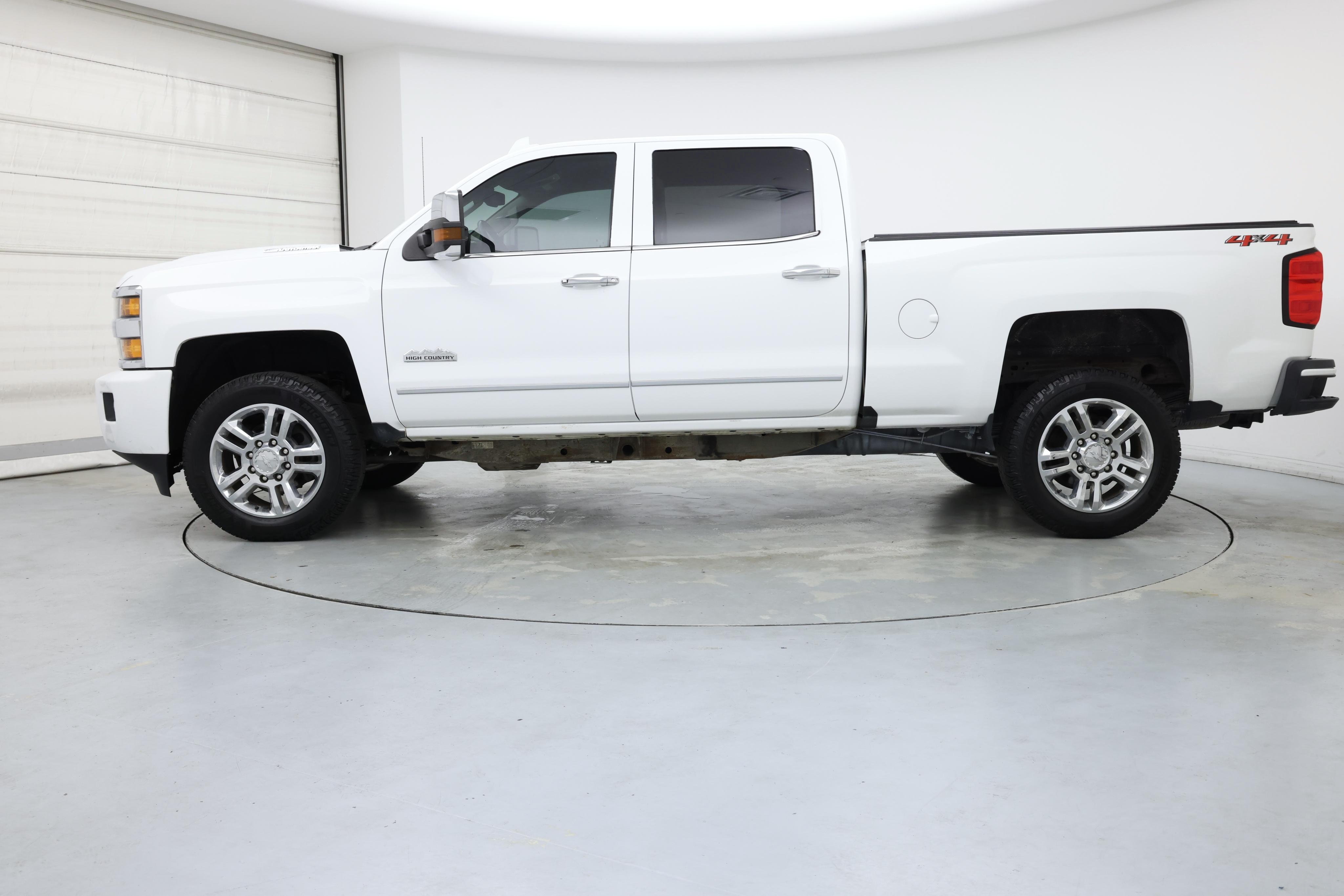 Thumbnail: 2019 Chevrolet Silverado 2500 - 3