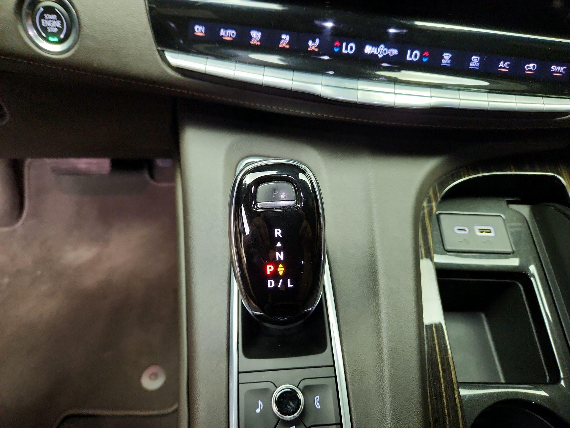 Thumbnail: 2021 Cadillac Escalade - 17