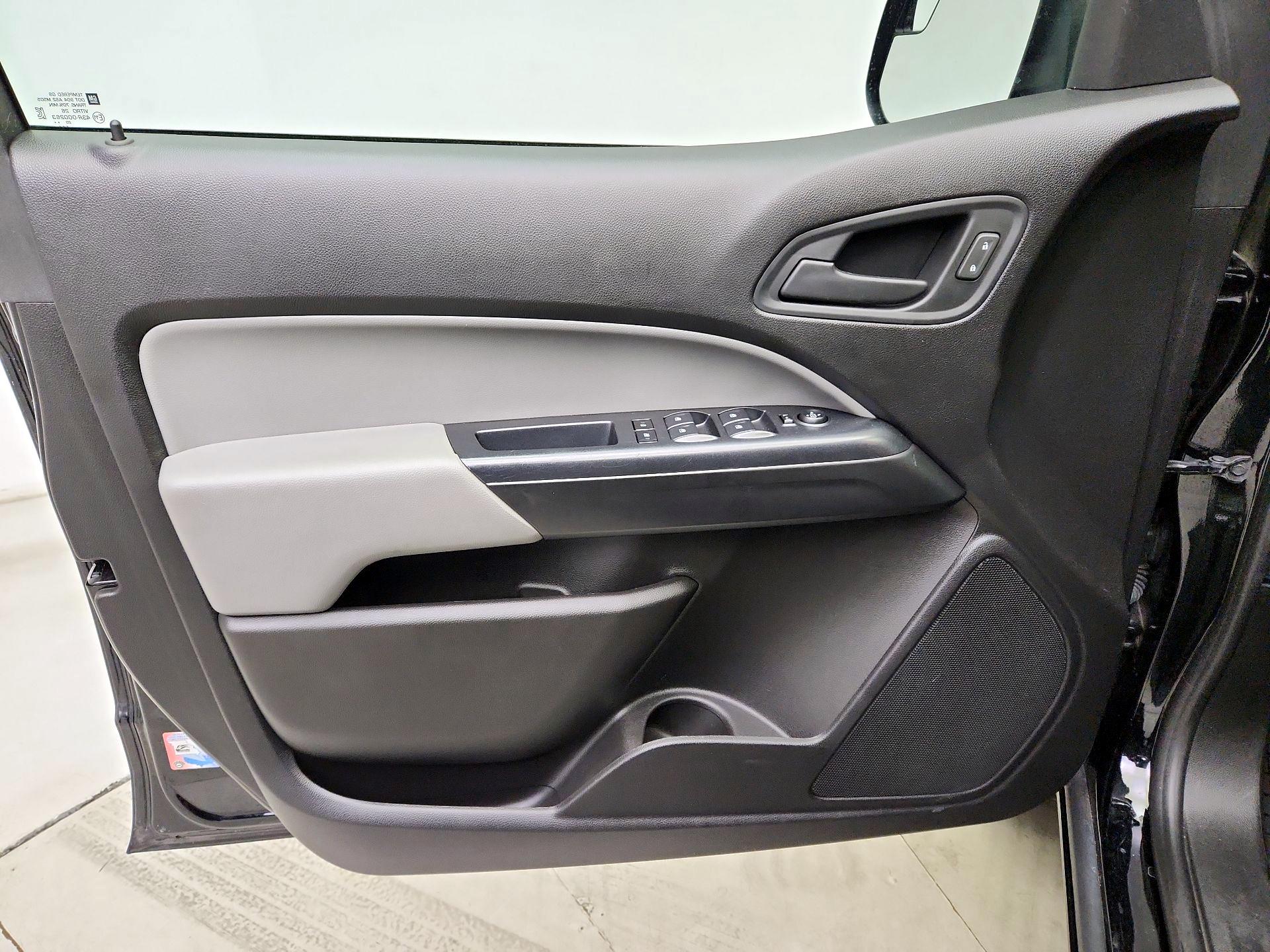 Thumbnail: 2021 Chevrolet Colorado - 12