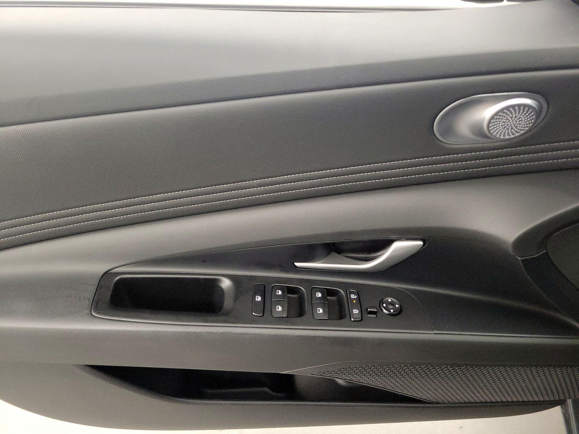 Thumbnail: 2024 Hyundai Elantra - 12