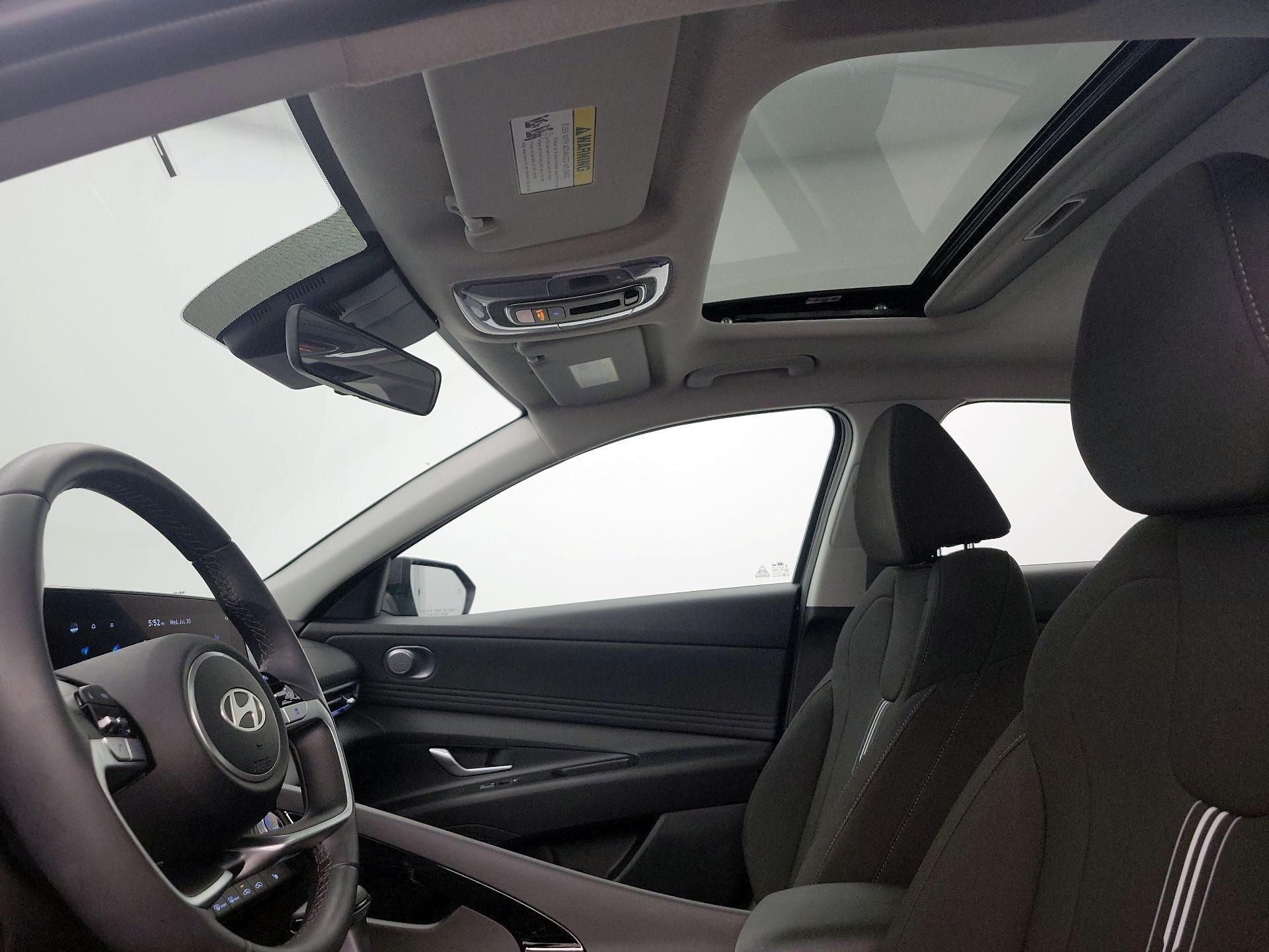 Thumbnail: 2024 Hyundai Elantra - 20