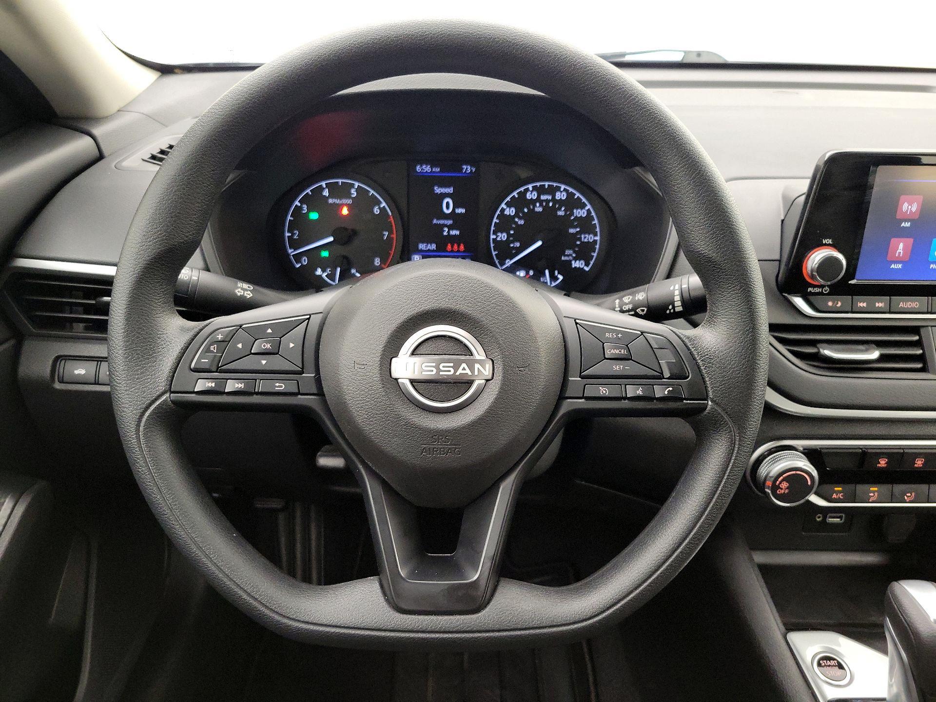 Thumbnail: 2023 Nissan Altima - 10