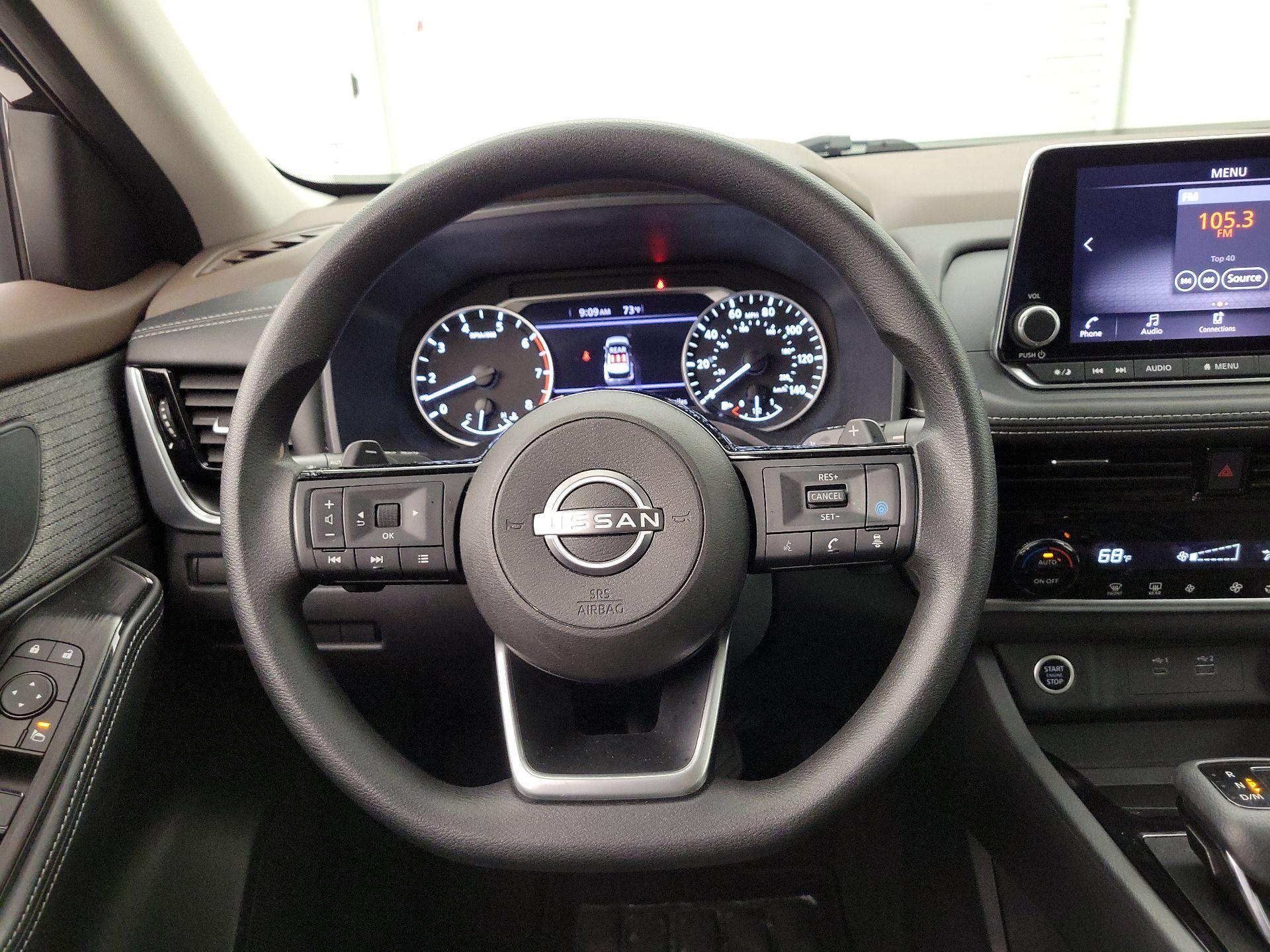 Thumbnail: 2023 Nissan Rogue - 10