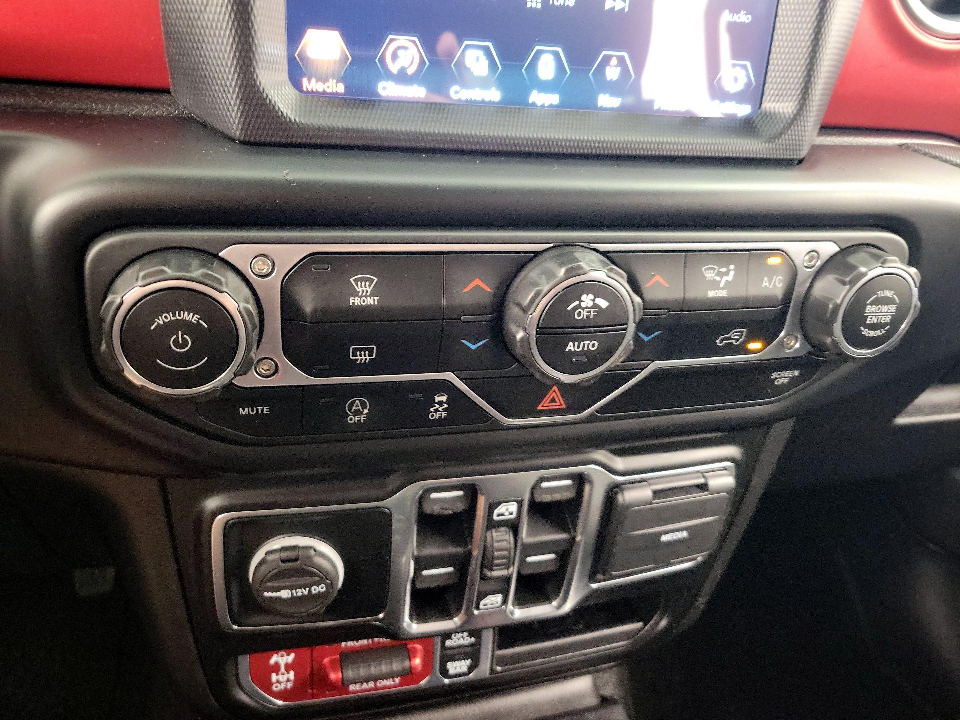 Thumbnail: 2022 Jeep Gladiator - 17