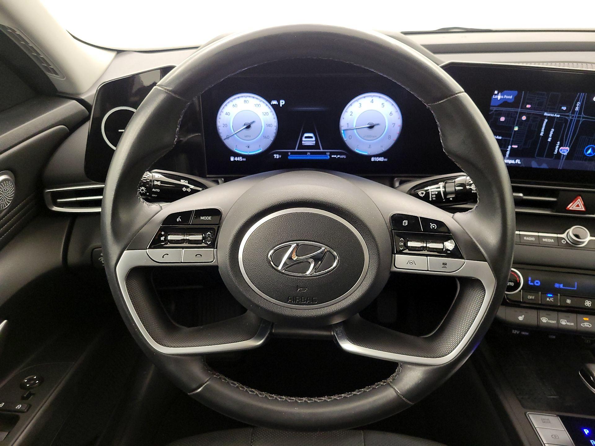 Thumbnail: 2022 Hyundai Elantra - 10