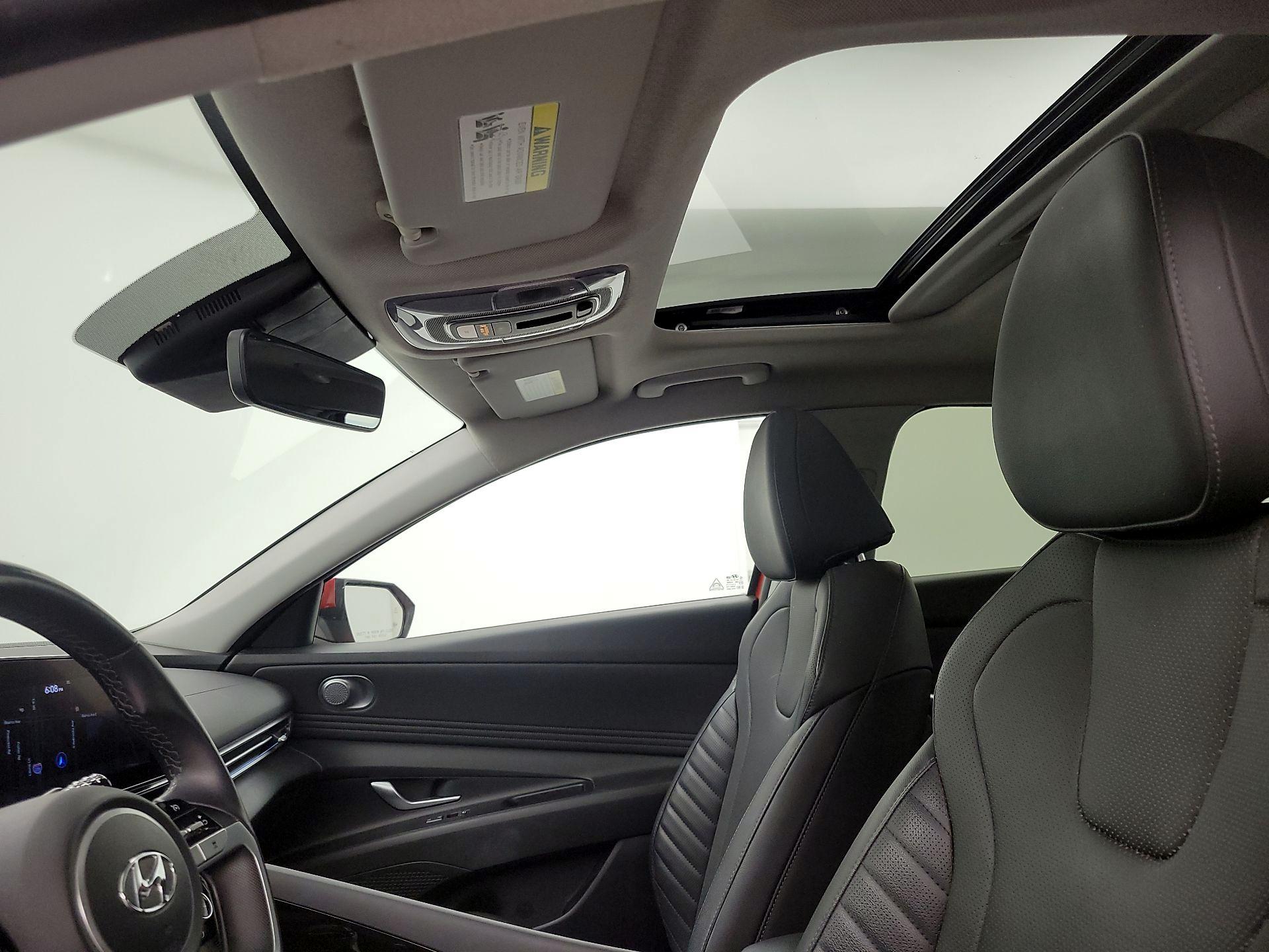 Thumbnail: 2022 Hyundai Elantra - 20
