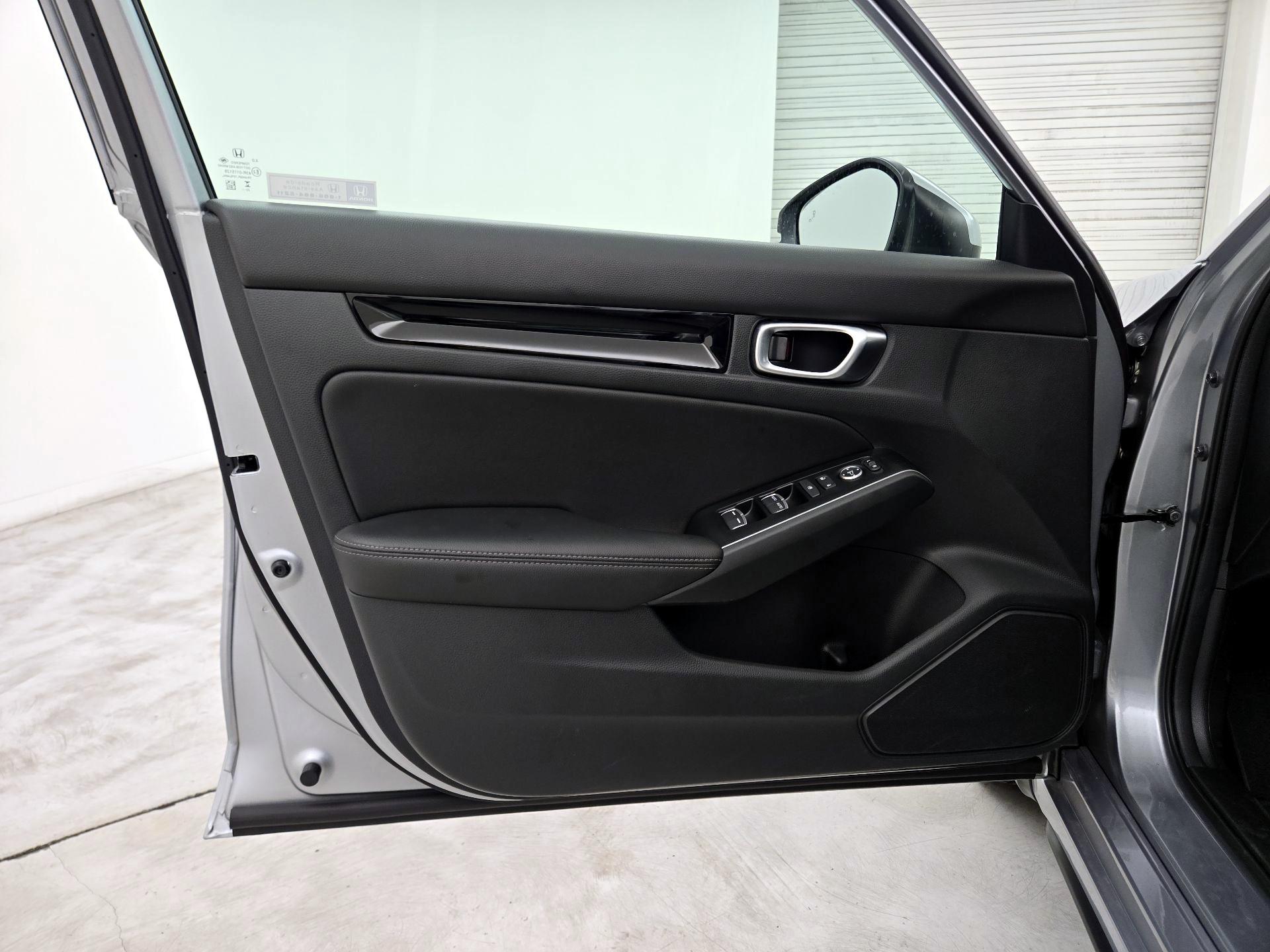 Thumbnail: 2024 Honda Civic - 10