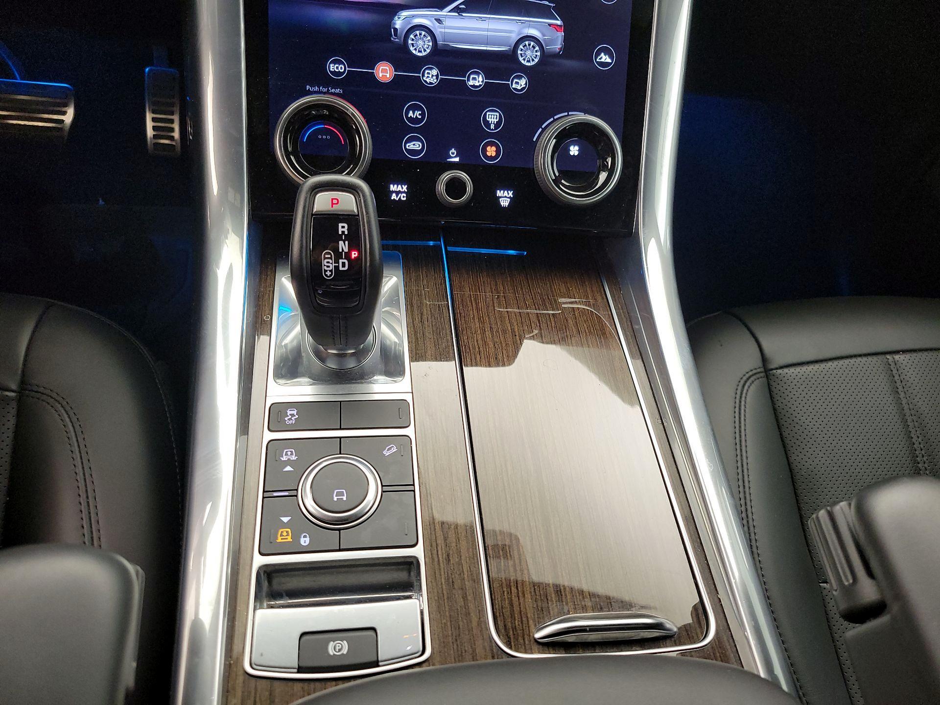 Thumbnail: 2022 Land Rover Range Rover Sport - 18