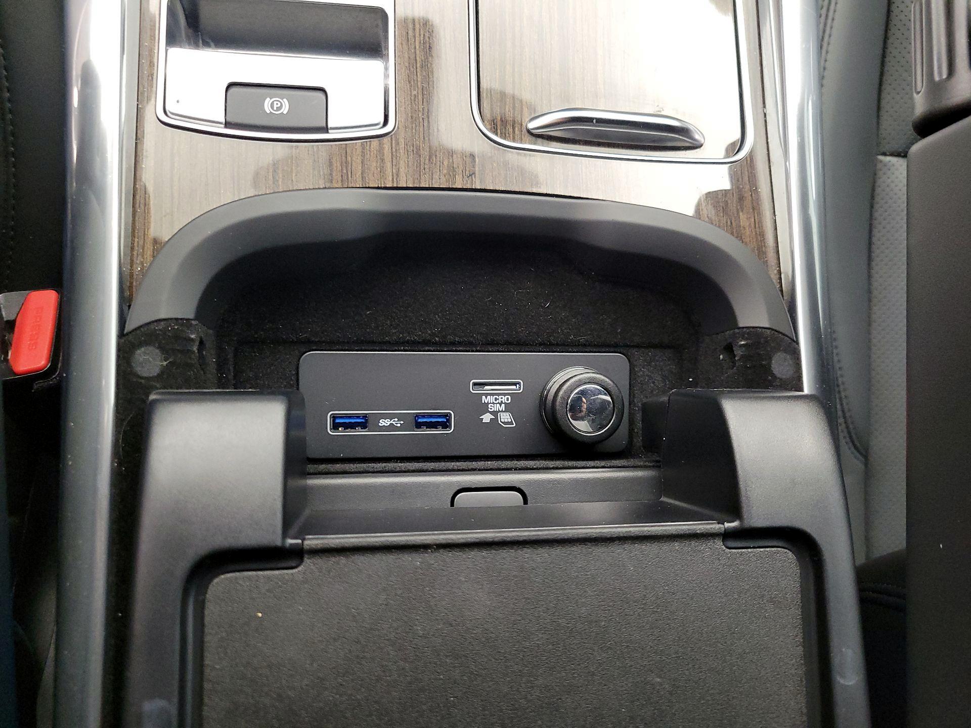 Thumbnail: 2022 Land Rover Range Rover Sport - 19