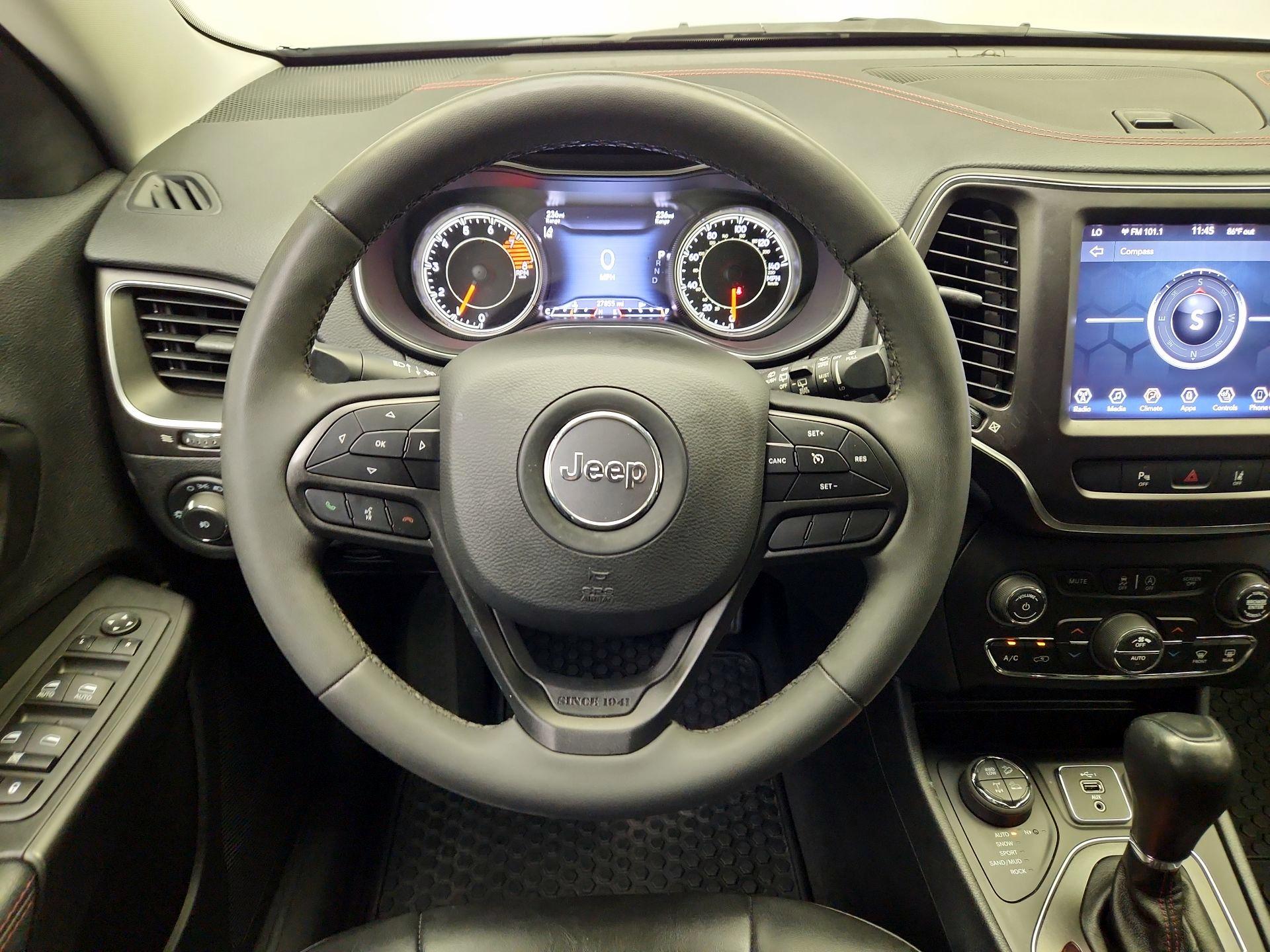 Thumbnail: 2022 Jeep Cherokee - 10