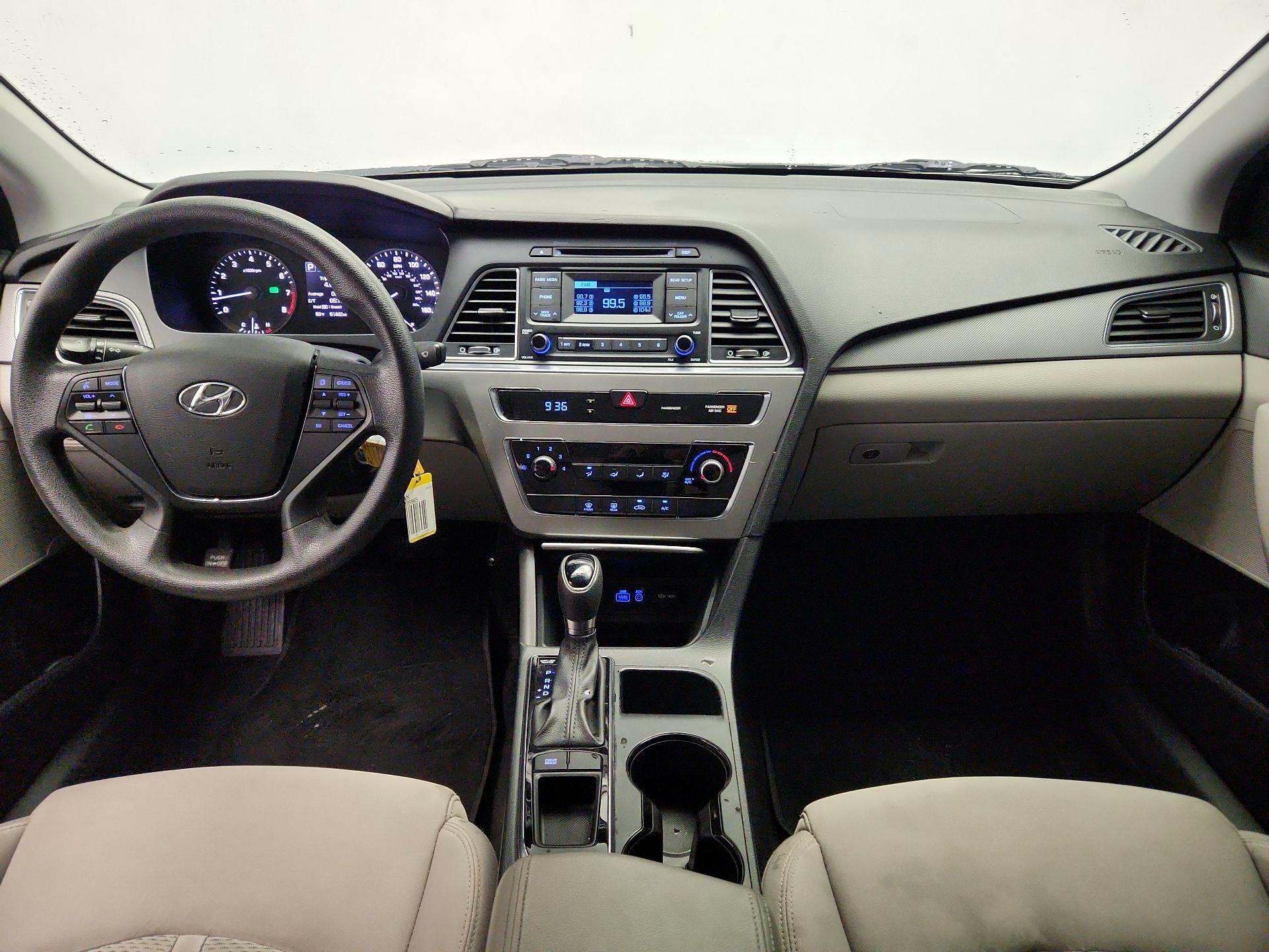 Thumbnail: 2015 Hyundai Sonata - 9