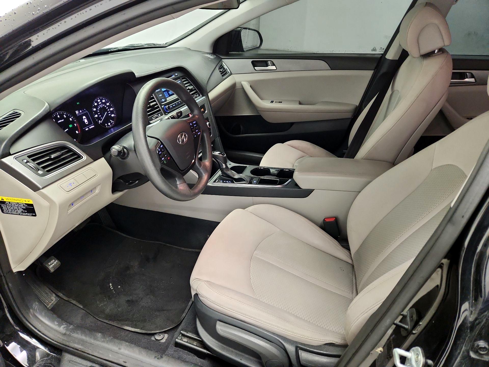 Thumbnail: 2015 Hyundai Sonata - 11