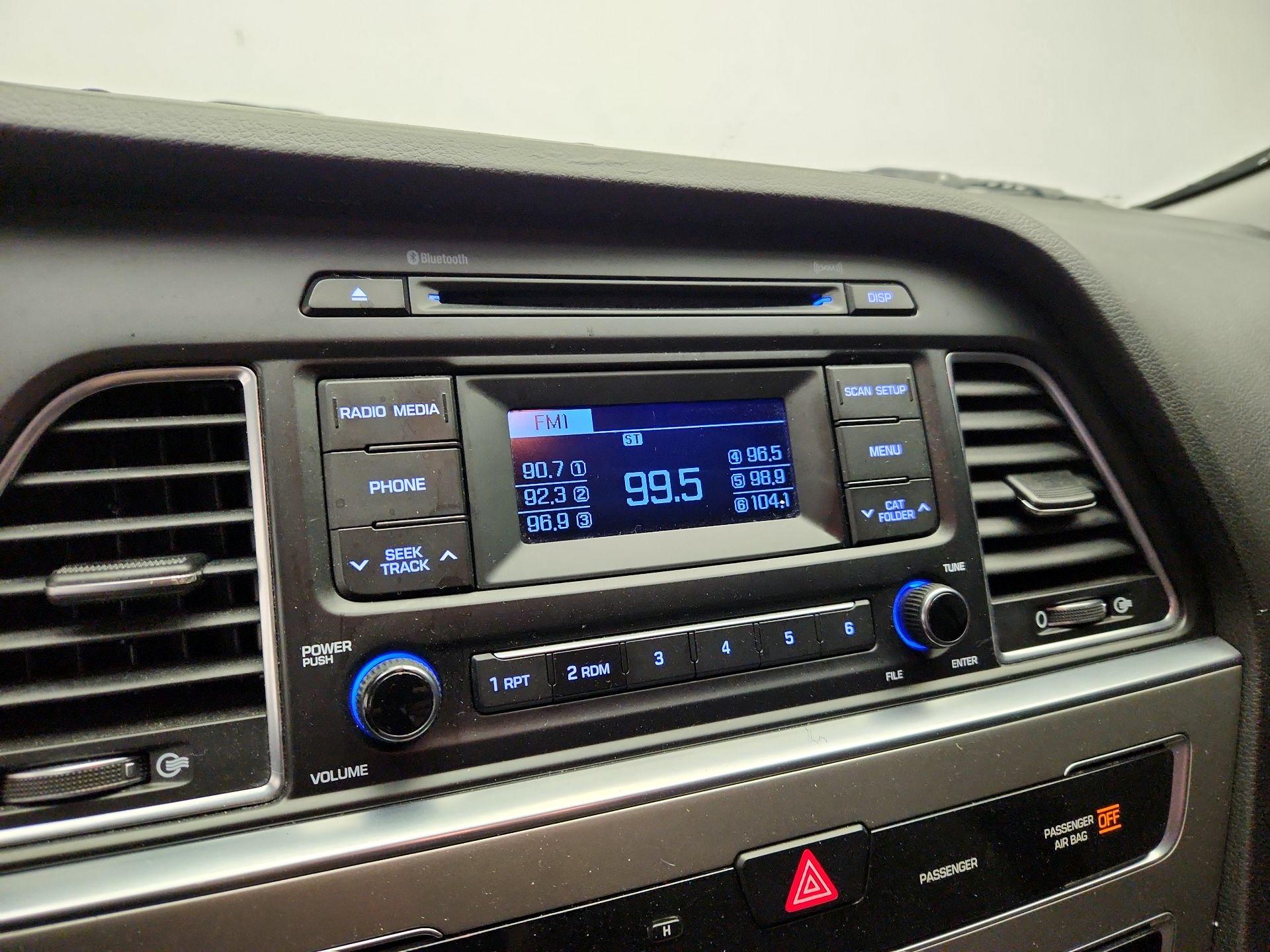 Thumbnail: 2015 Hyundai Sonata - 14