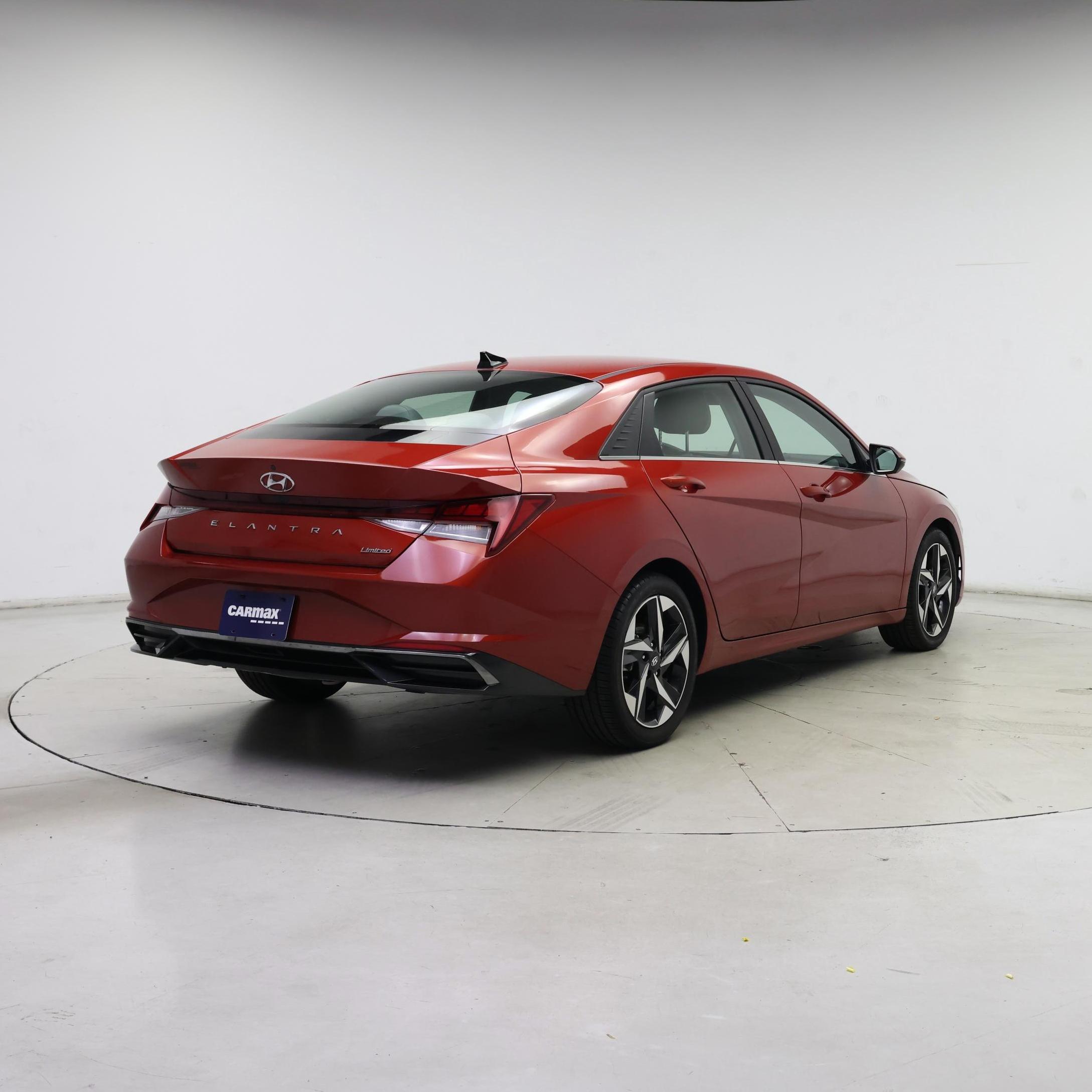 Thumbnail: 2021 Hyundai Elantra - 8