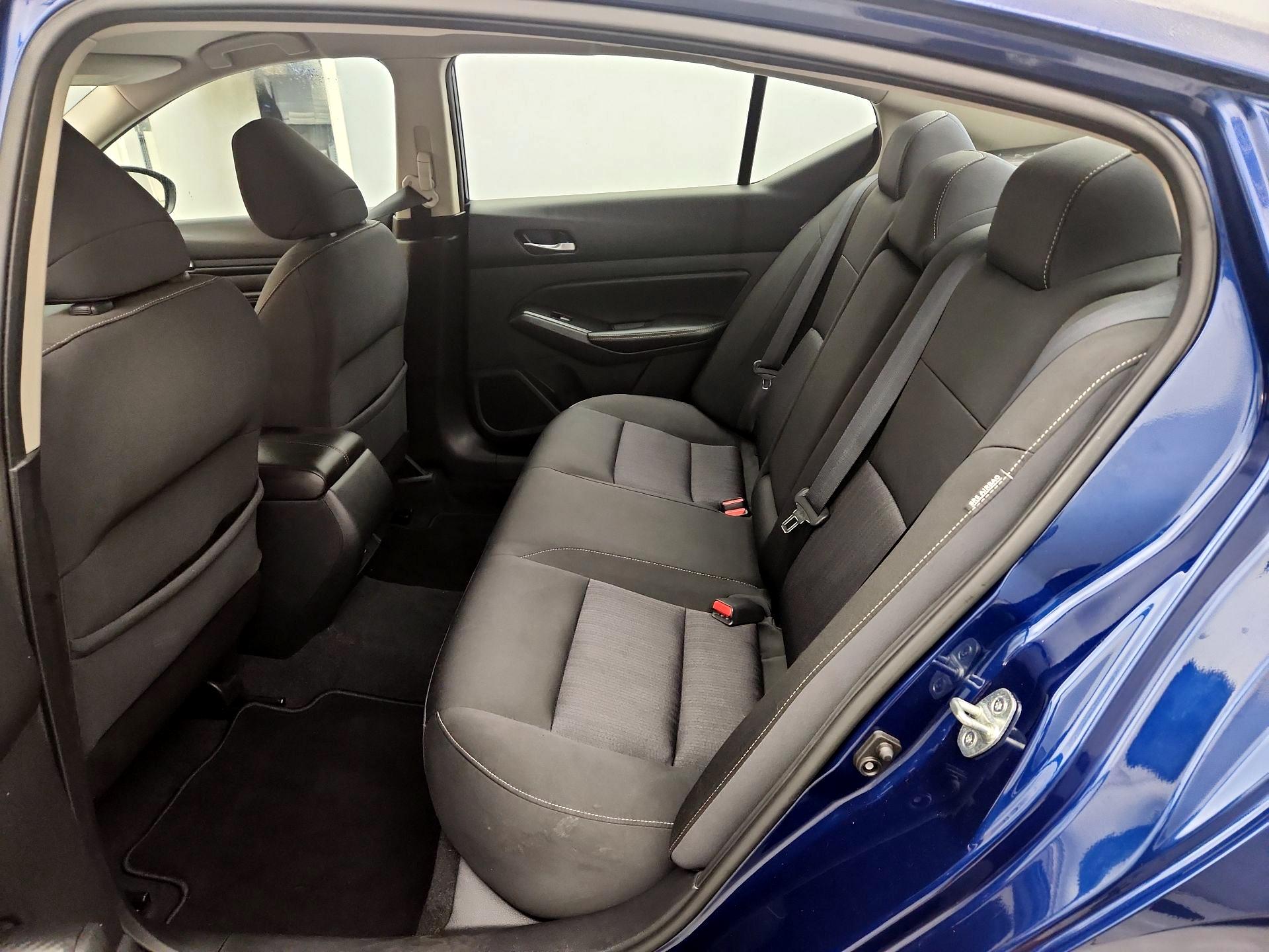 Thumbnail: 2019 Nissan Altima - 19