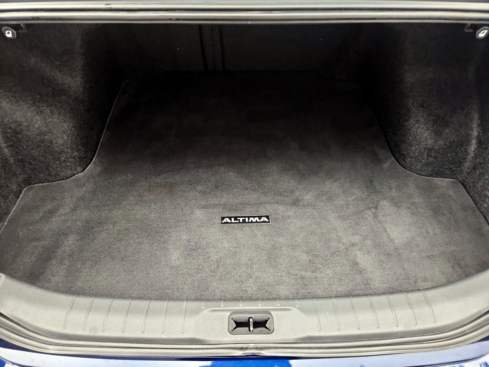 Thumbnail: 2019 Nissan Altima - 20