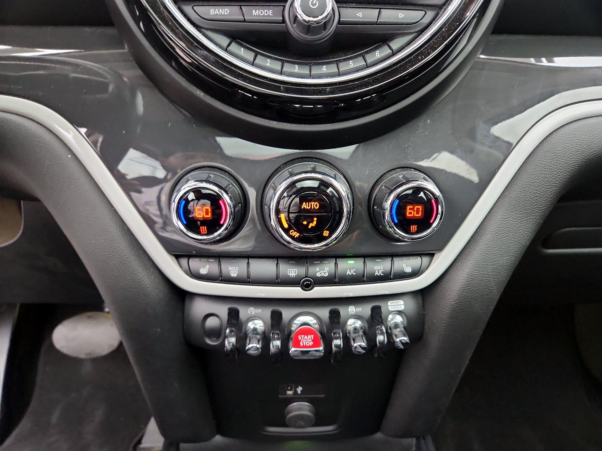 Thumbnail: 2020 MINI Cooper Countryman - 16