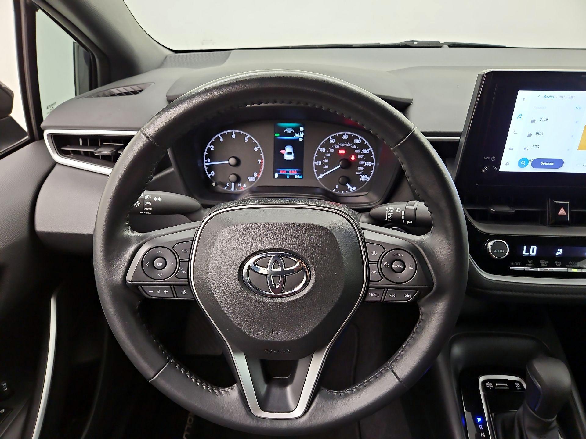 Thumbnail: 2023 Toyota Corolla - 10