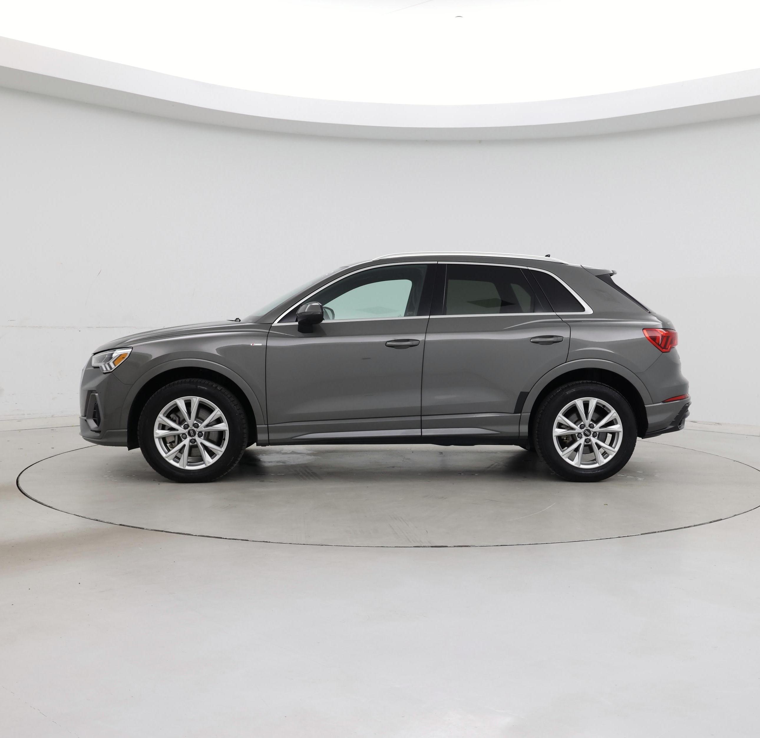Thumbnail: 2022 Audi Q3 - 3