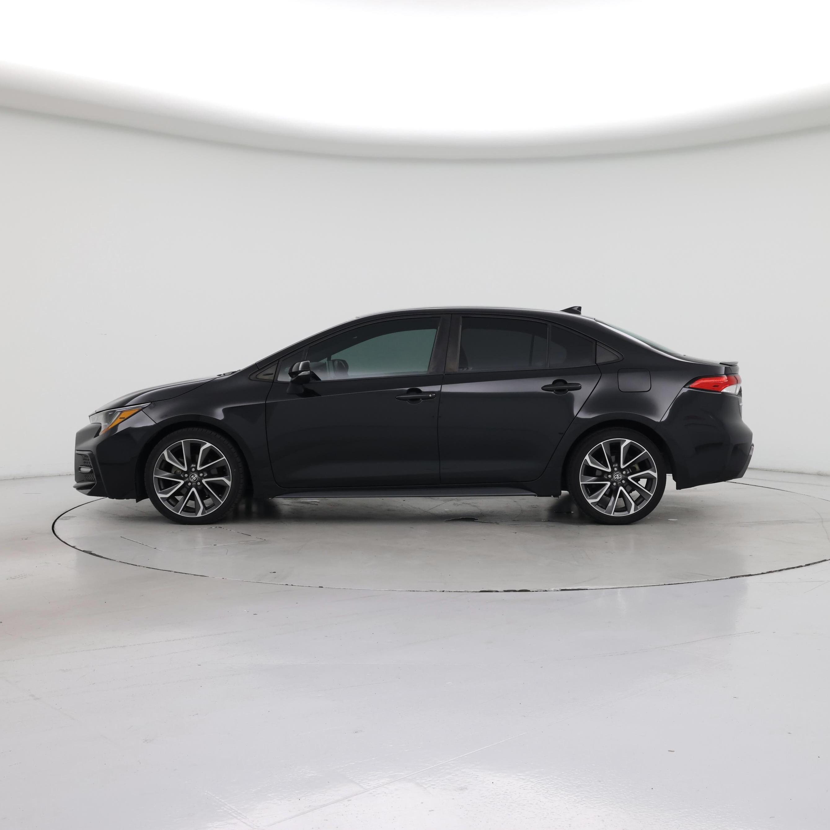 Thumbnail: 2021 Toyota Corolla - 3