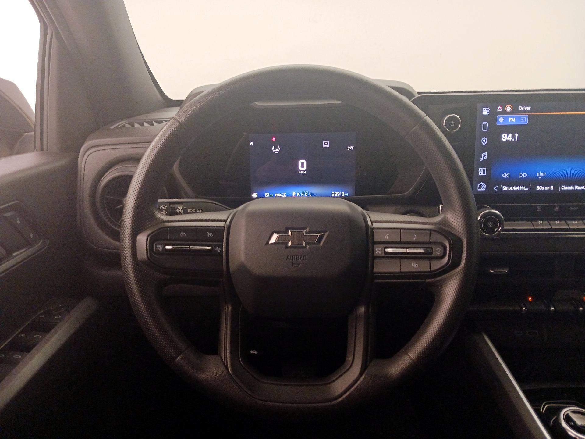 Thumbnail: 2023 Chevrolet Colorado - 10