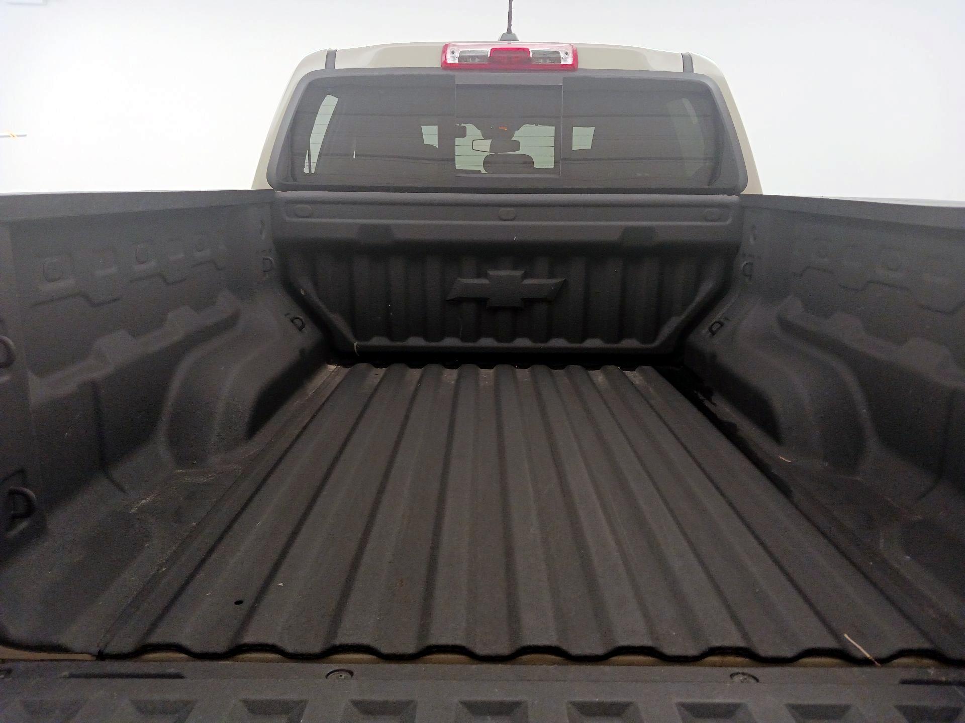 Thumbnail: 2023 Chevrolet Colorado - 20