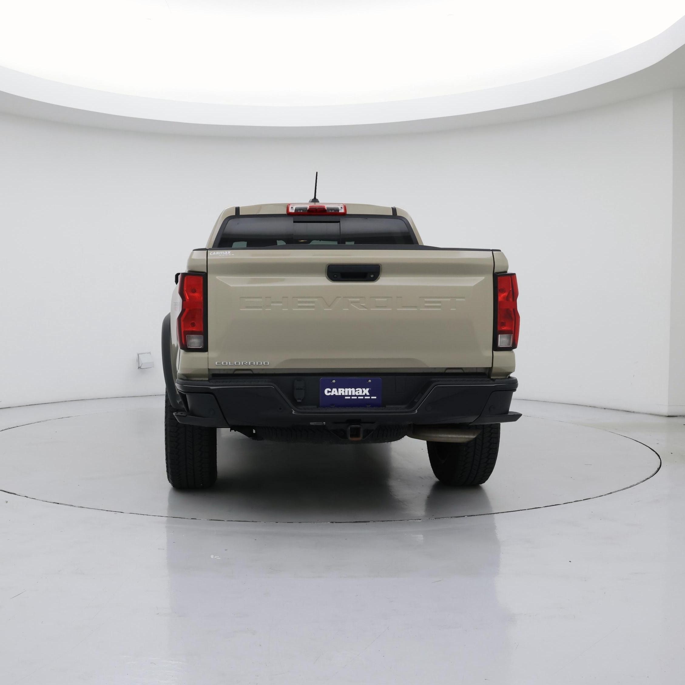 Thumbnail: 2023 Chevrolet Colorado - 6