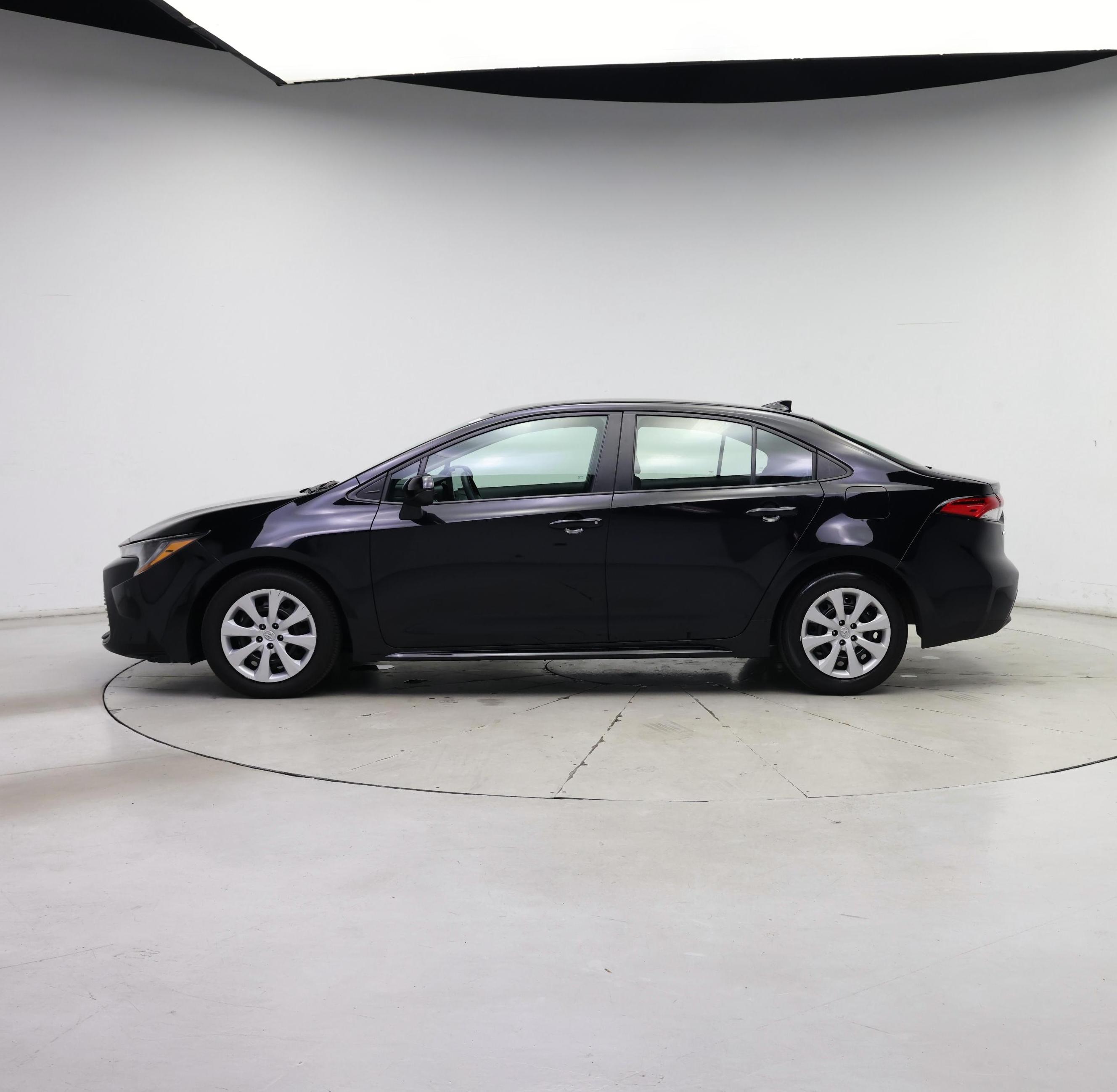Thumbnail: 2024 Toyota Corolla - 3