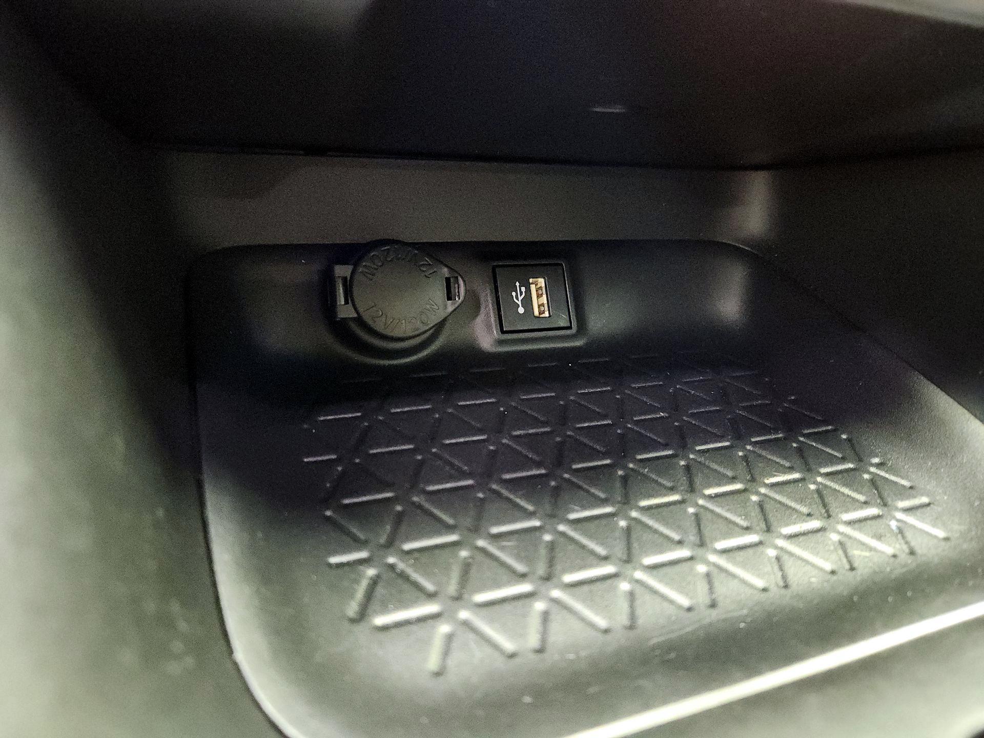 Thumbnail: 2023 Toyota RAV4 - 19