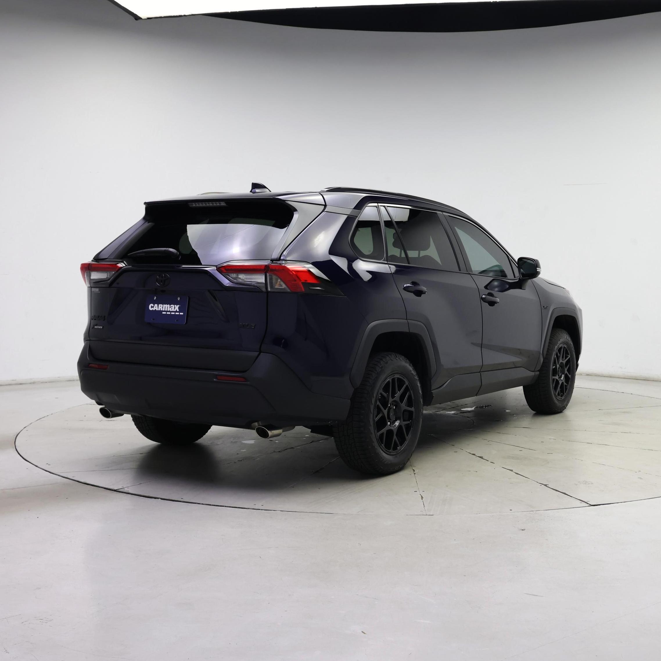 Thumbnail: 2023 Toyota RAV4 - 8