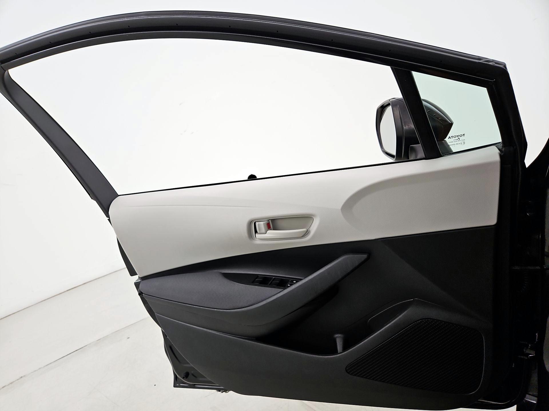 Thumbnail: 2022 Toyota Corolla - 12