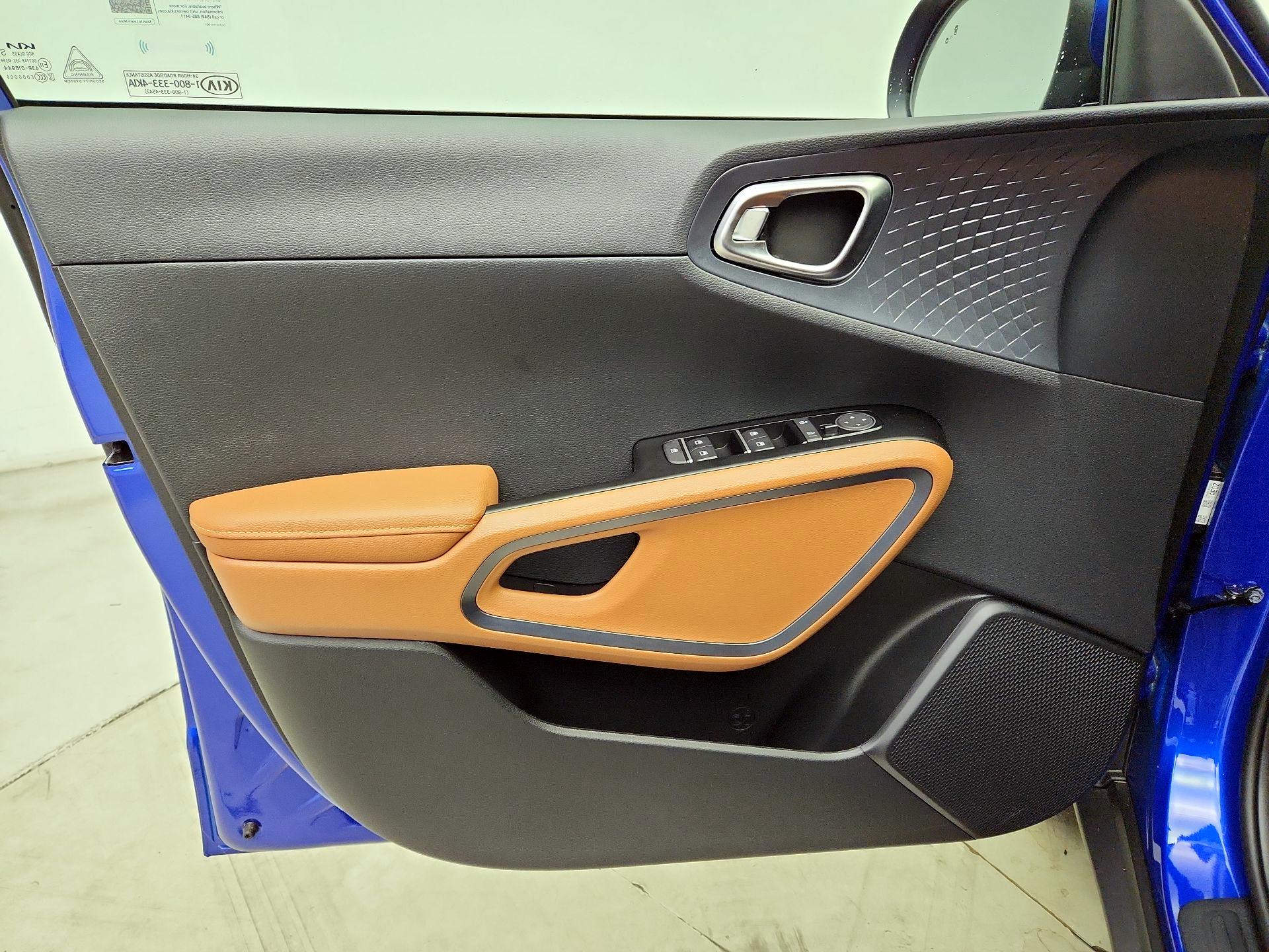 Thumbnail: 2024 Kia Soul - 12