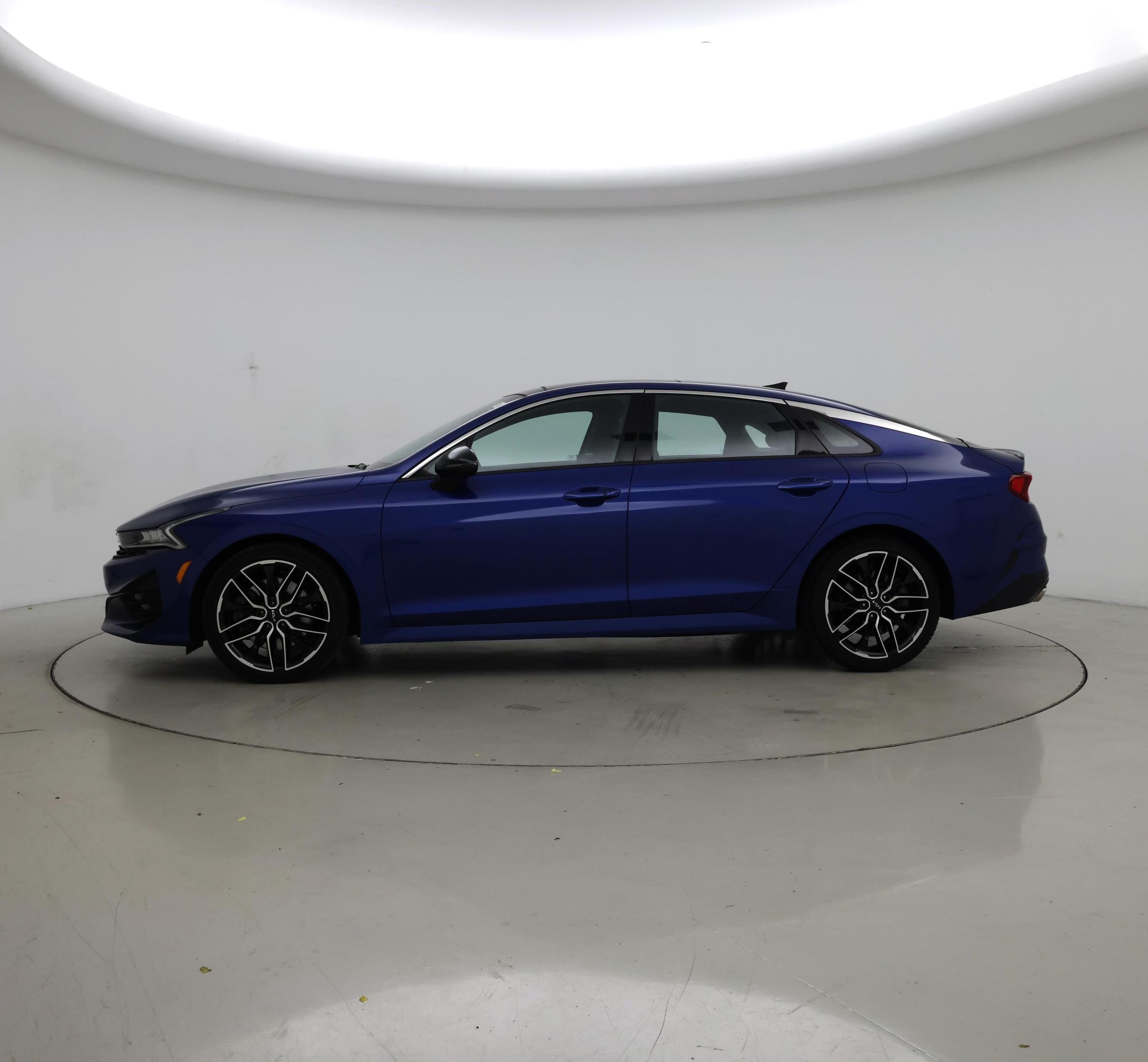 Thumbnail: 2023 Kia K5 - 3