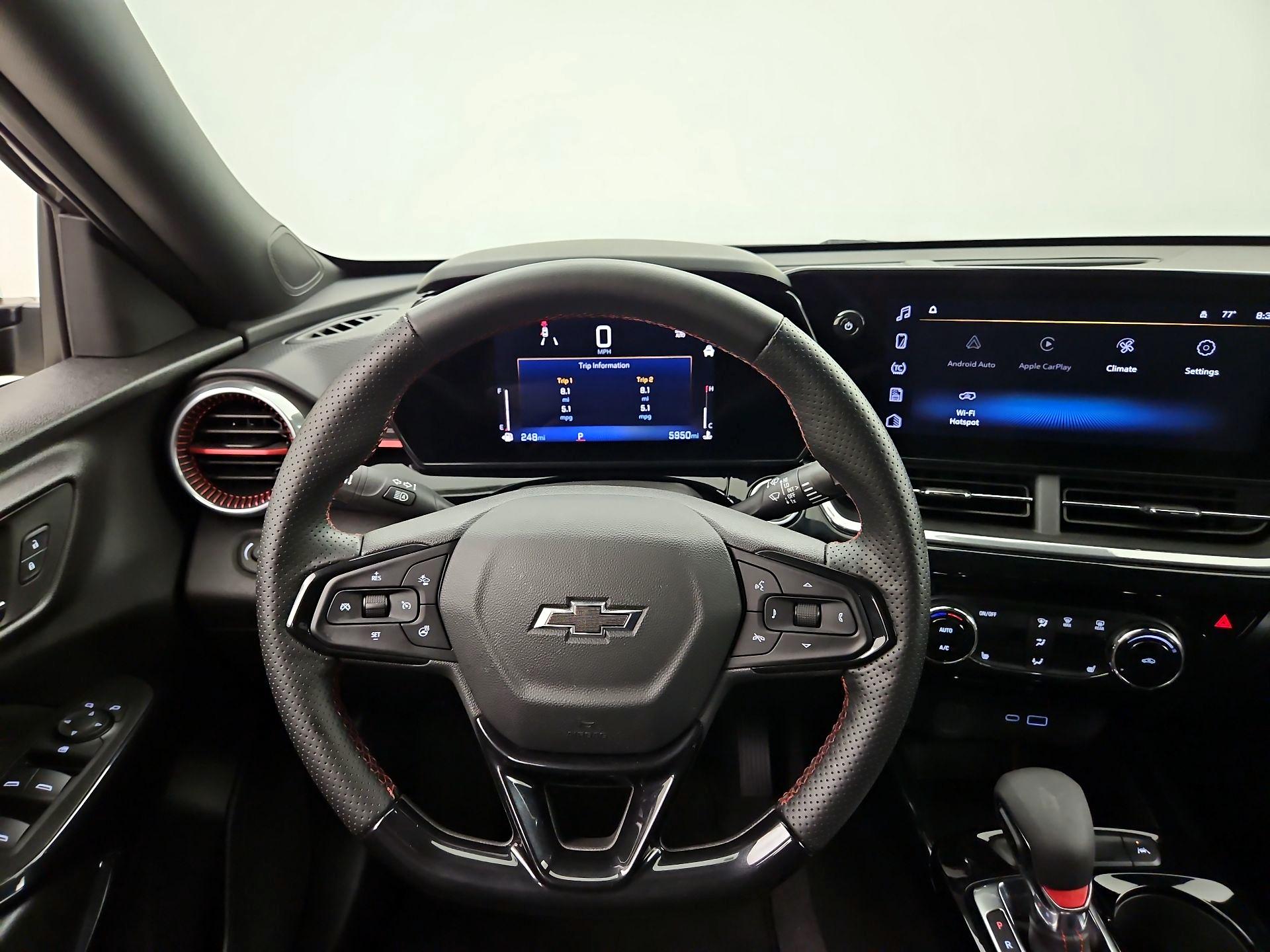 Thumbnail: 2024 Chevrolet Trax - 10