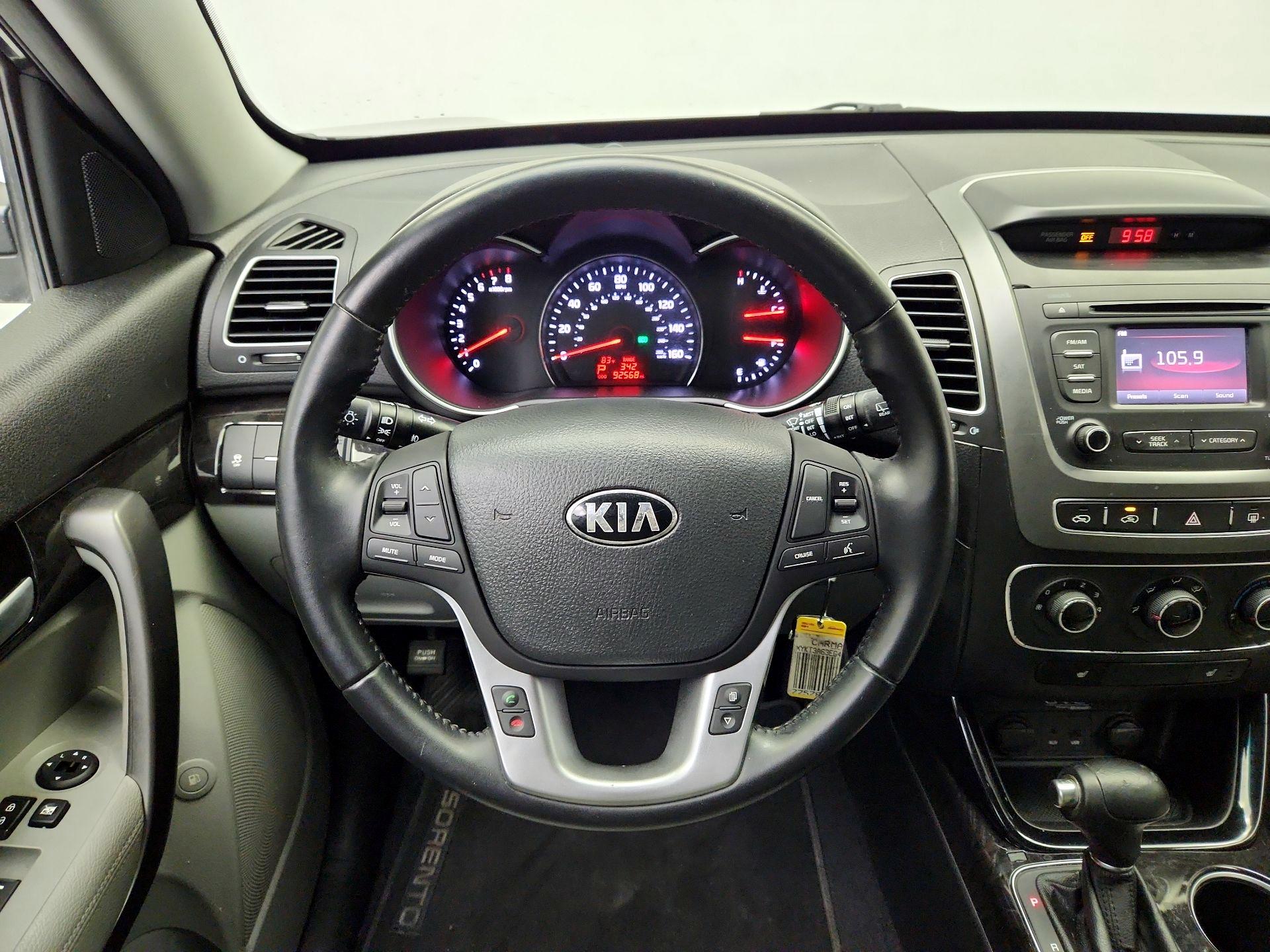 Thumbnail: 2014 Kia Sorento - 10