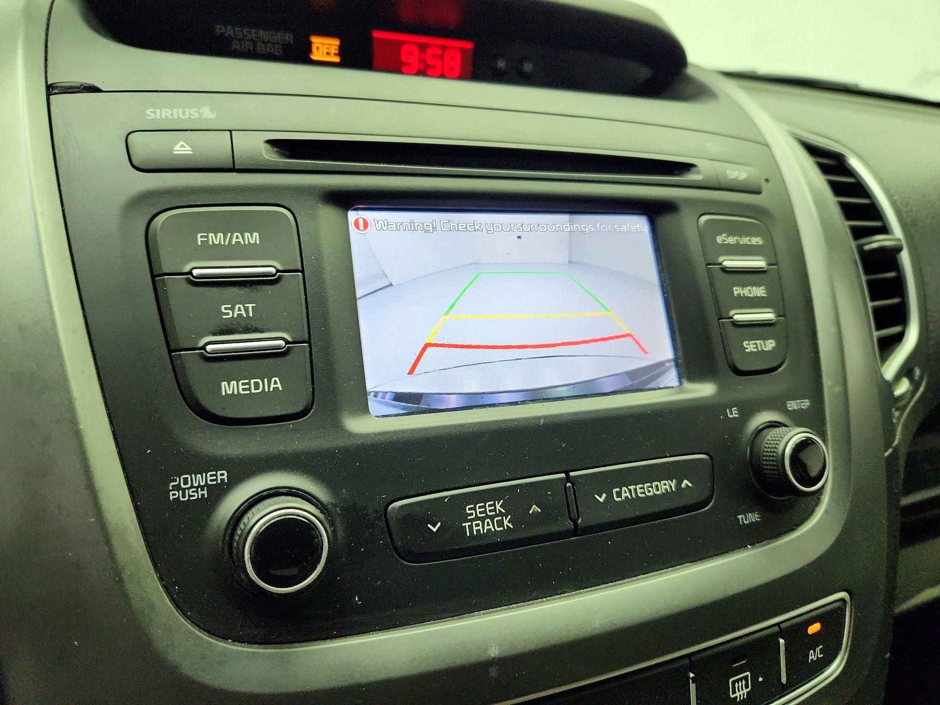 Thumbnail: 2014 Kia Sorento - 14