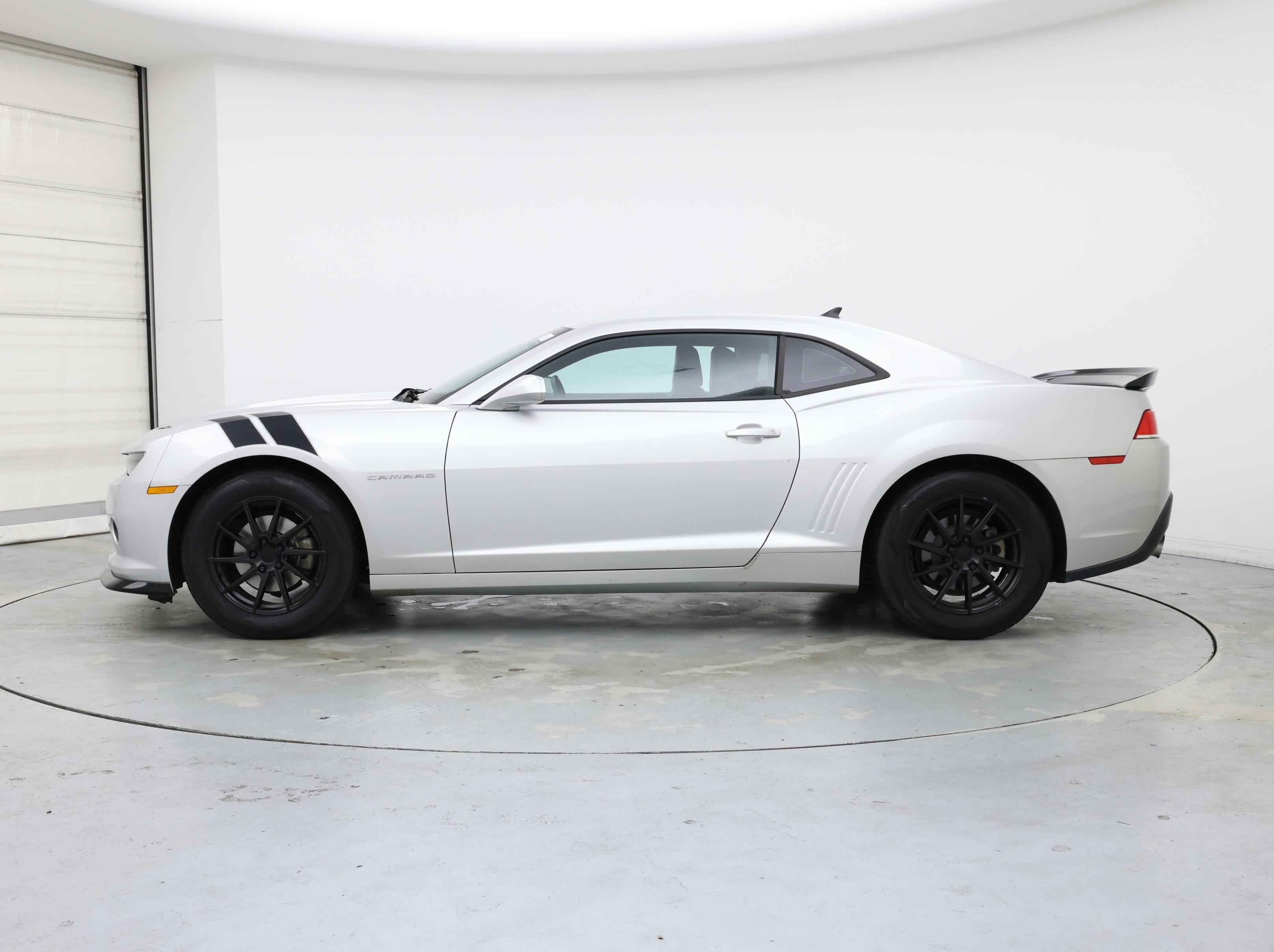 Thumbnail: 2015 Chevrolet Camaro - 3