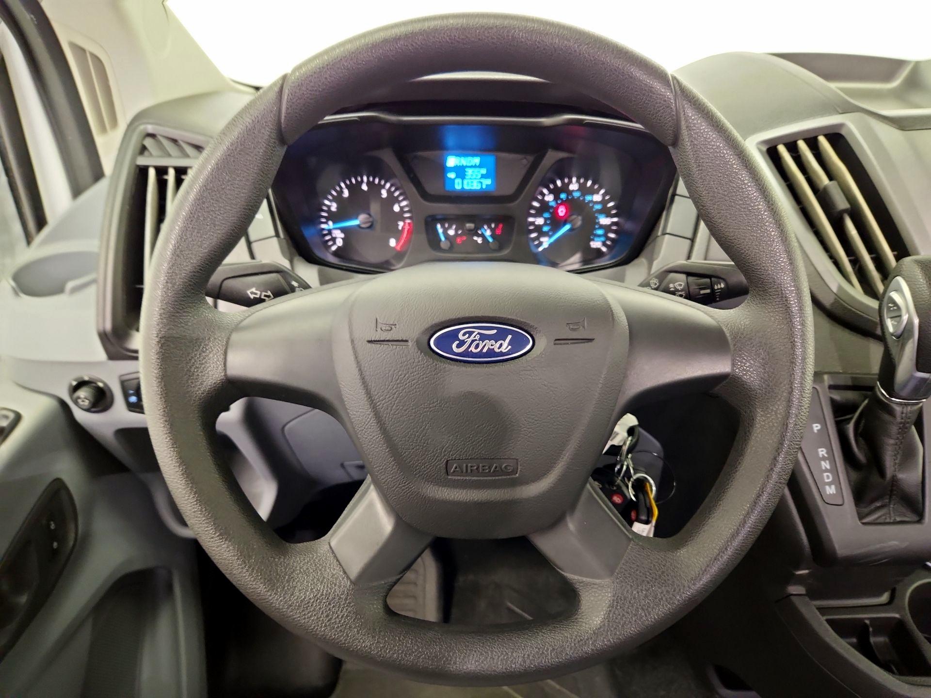 Thumbnail: 2016 Ford Transit Series - 10