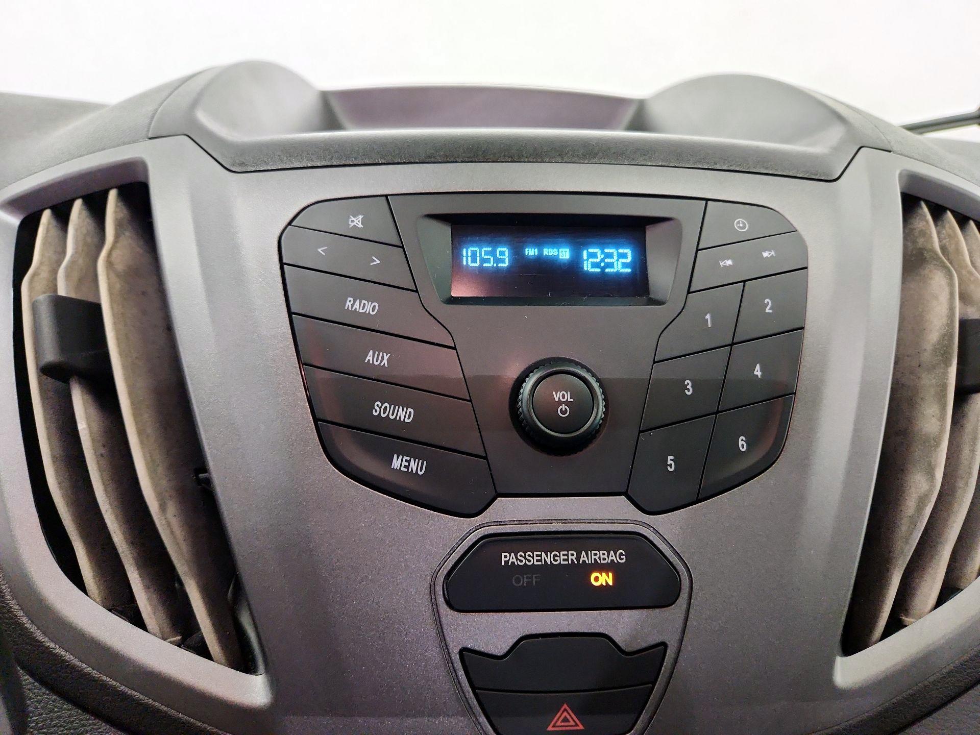 Thumbnail: 2016 Ford Transit Series - 14