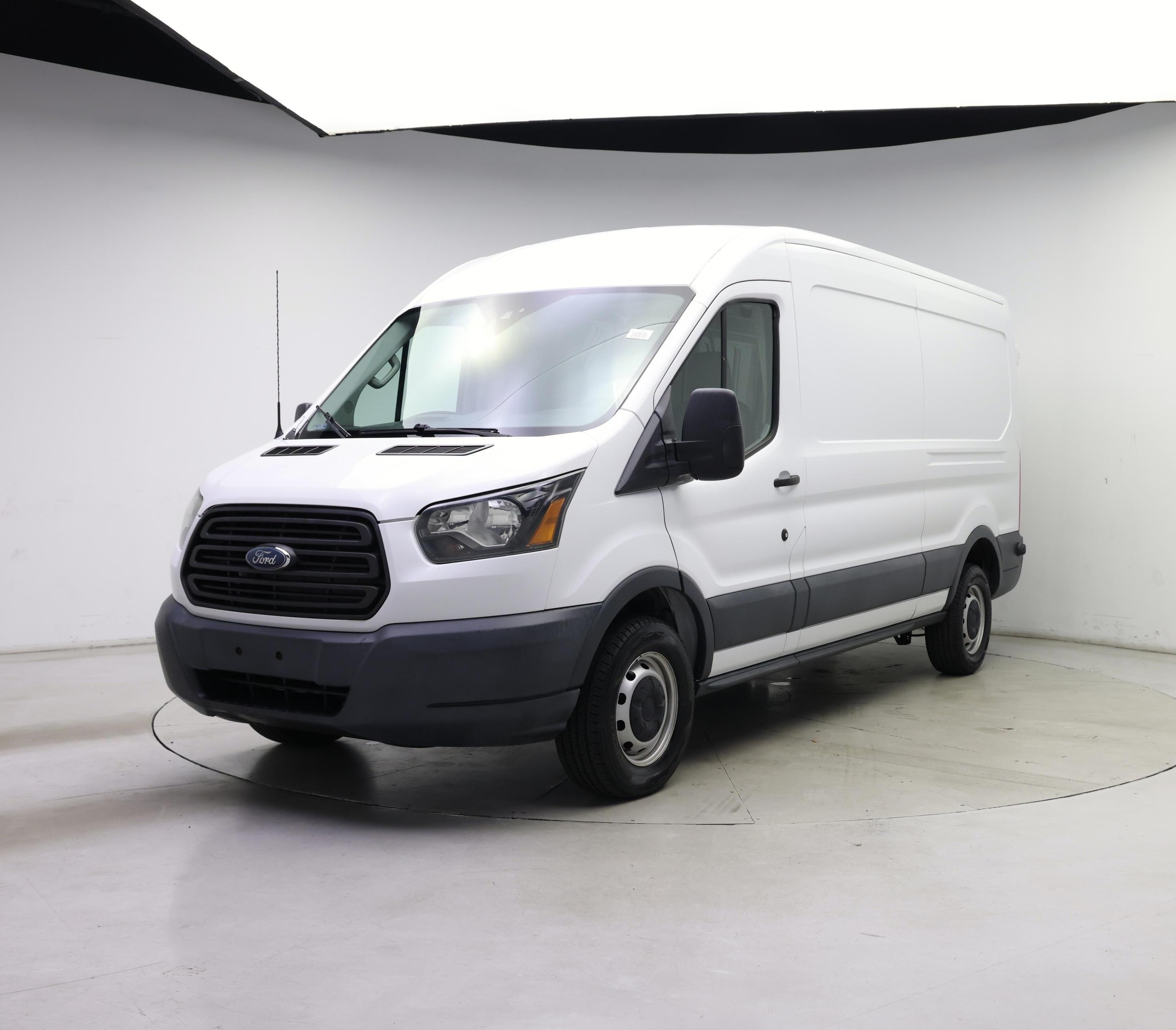 Thumbnail: 2016 Ford Transit Series - 4